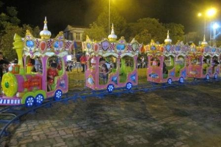 To hop giai tri luu dong tai Thanh Hoa Max Carnival hinh anh
