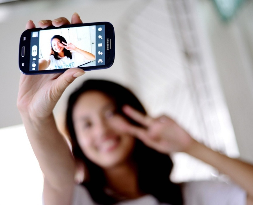 Cung Jockey 'selfie' dung nghia hinh anh