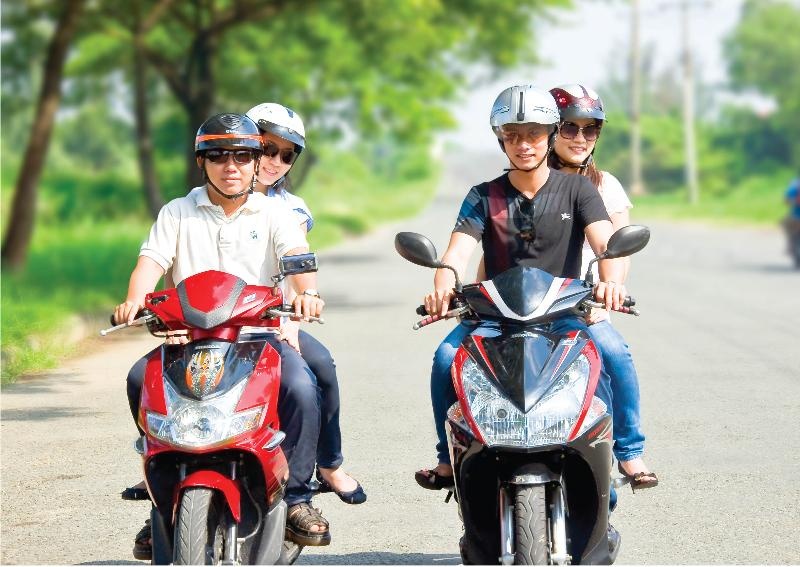 Gioi tre 'bien co thi co bien' hinh anh