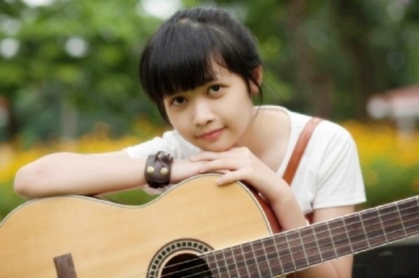 Anh gian di cua Mo Naive hinh anh