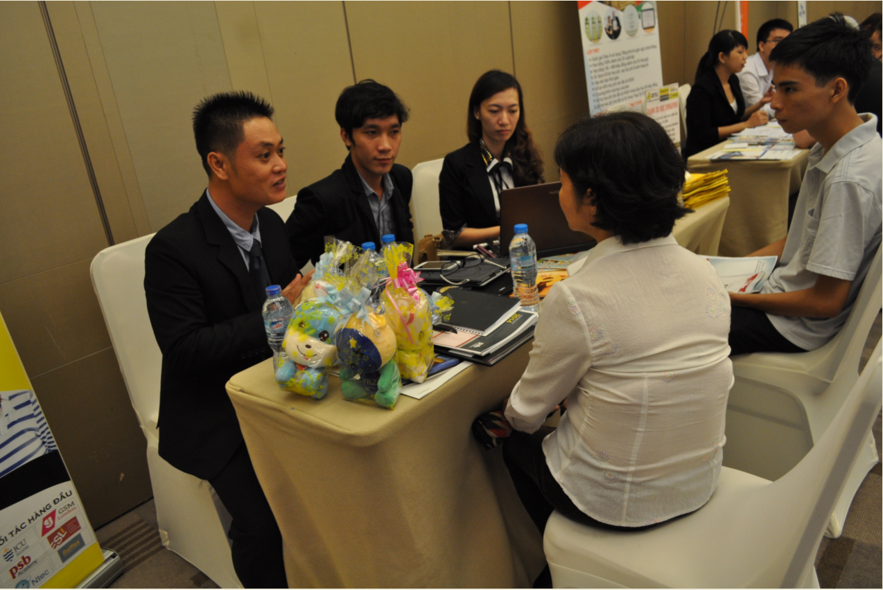 Ky niem 50 nam thanh lap PSB Academy Singapore hinh anh