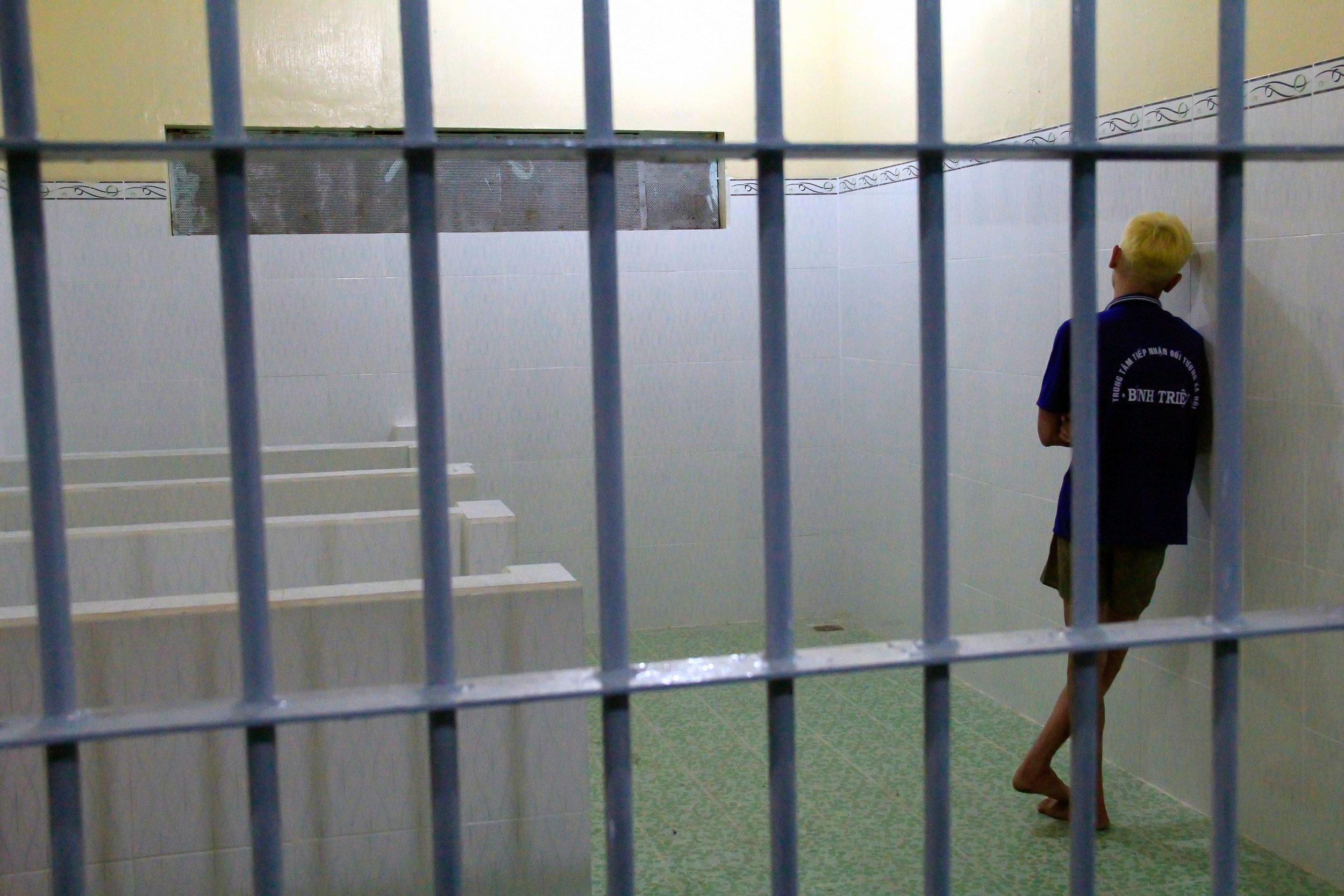 Những đối tượng bị lên cơn sẽ được tiêm thuốc và chuyển qua khu vực cắt cơn.