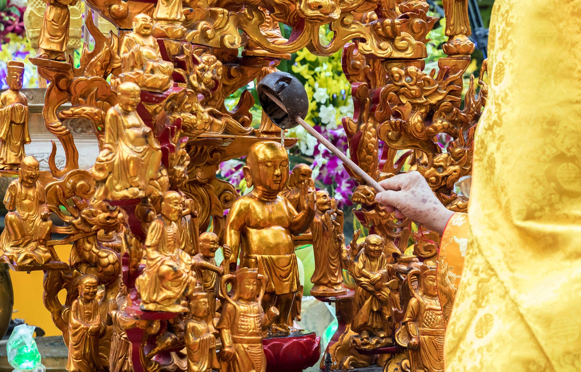 Le ruoc Phat o thanh pho Hue anh 16