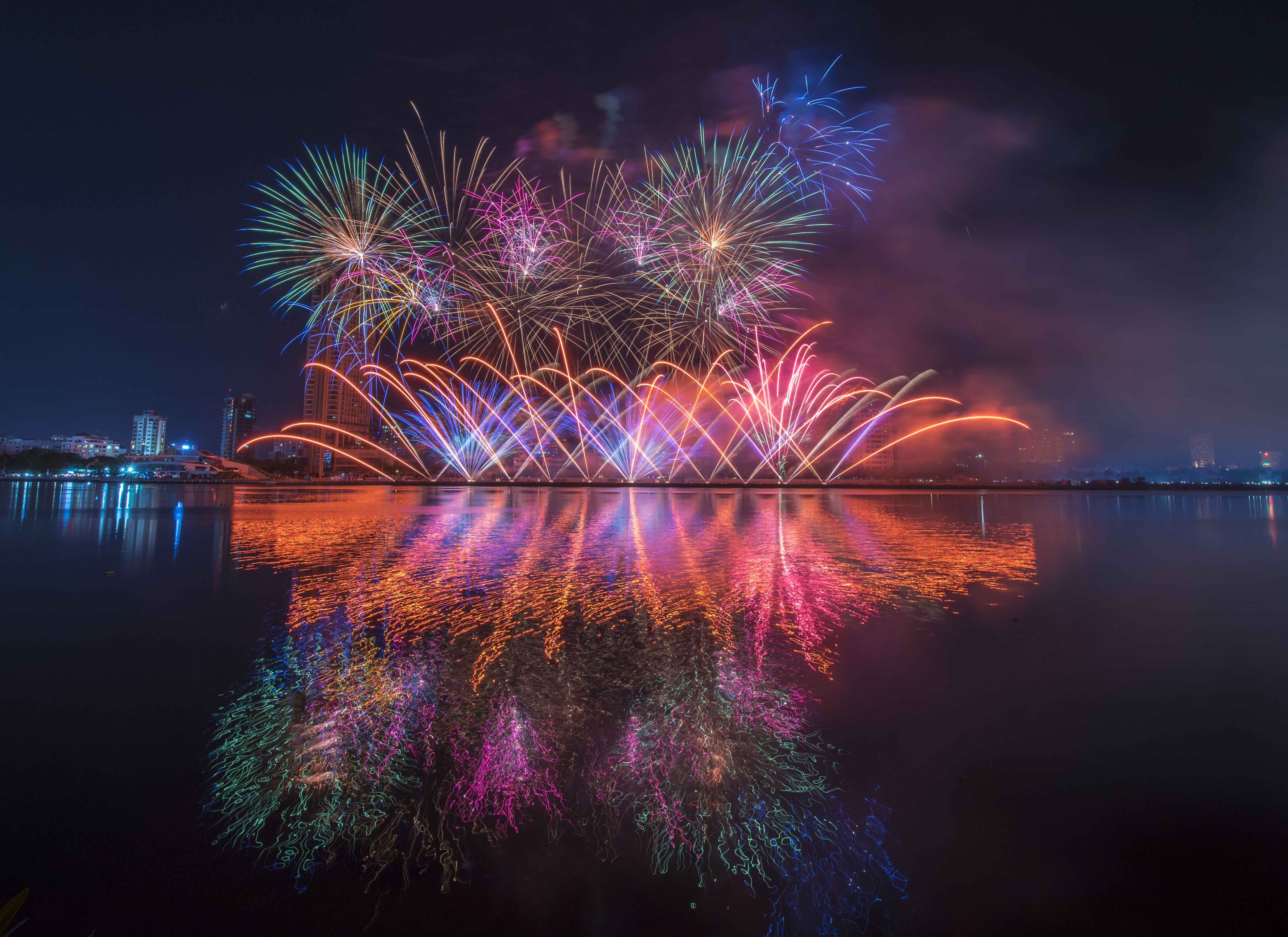 chung ket le hoi phao hoa quoc te Da Nang anh 10