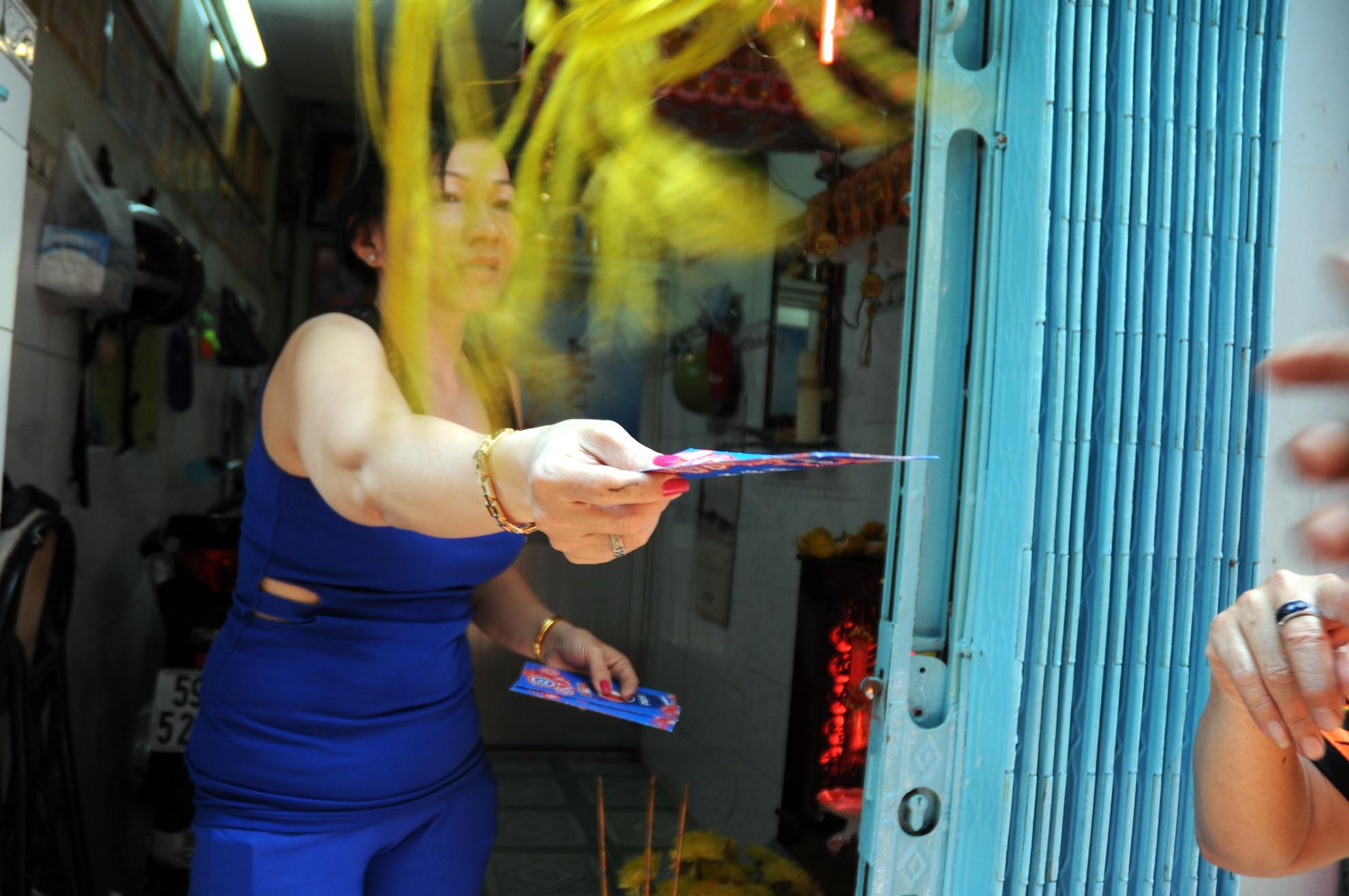 Doan lan su rong hot bac ngay via than tai o Sai Gon hinh anh