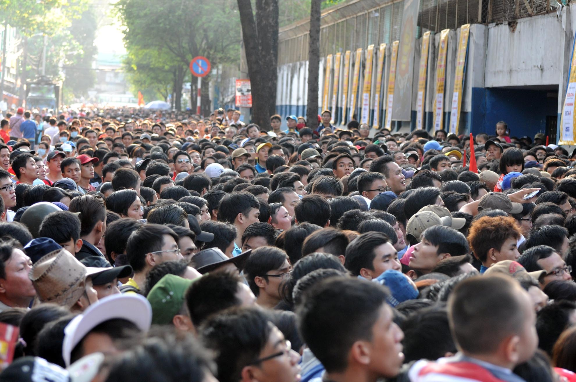 Bien nguoi dung chon chan khong the vao xem Olympic Viet Nam hinh anh