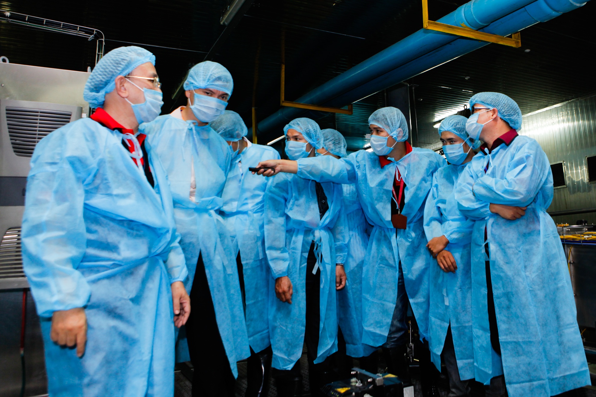 Ngay dau thu thach 500 trieu dong cua Tan Hiep Phat hinh anh