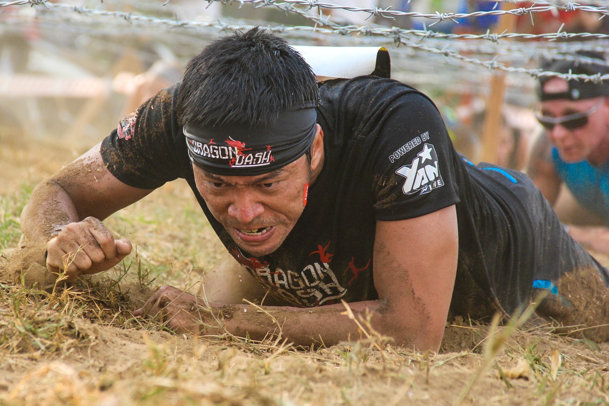 Gan 3.000 nguoi vat suc vuot 18 chuong ngai vat dai 5,5 km hinh anh