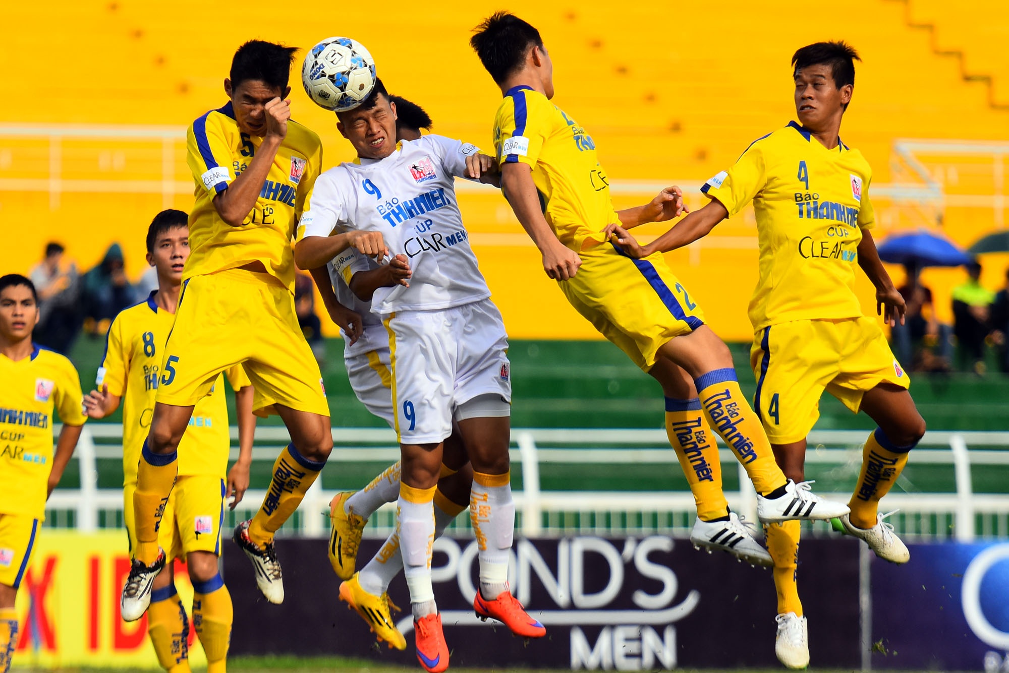 U21 Ha Noi T&T nam chac ve ban ket nho cong tien dao U23 VN hinh anh