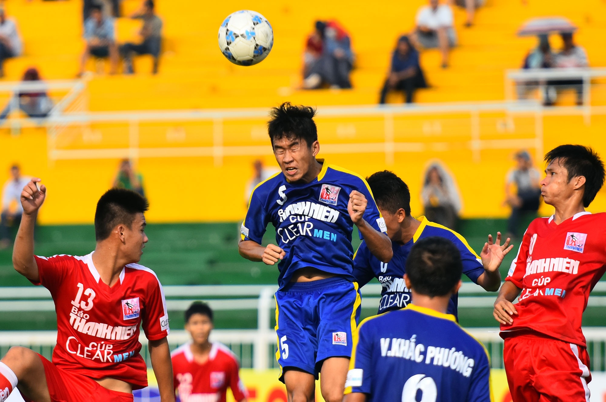 U21 Binh Dinh gap U21 An Giang o ban ket hinh anh