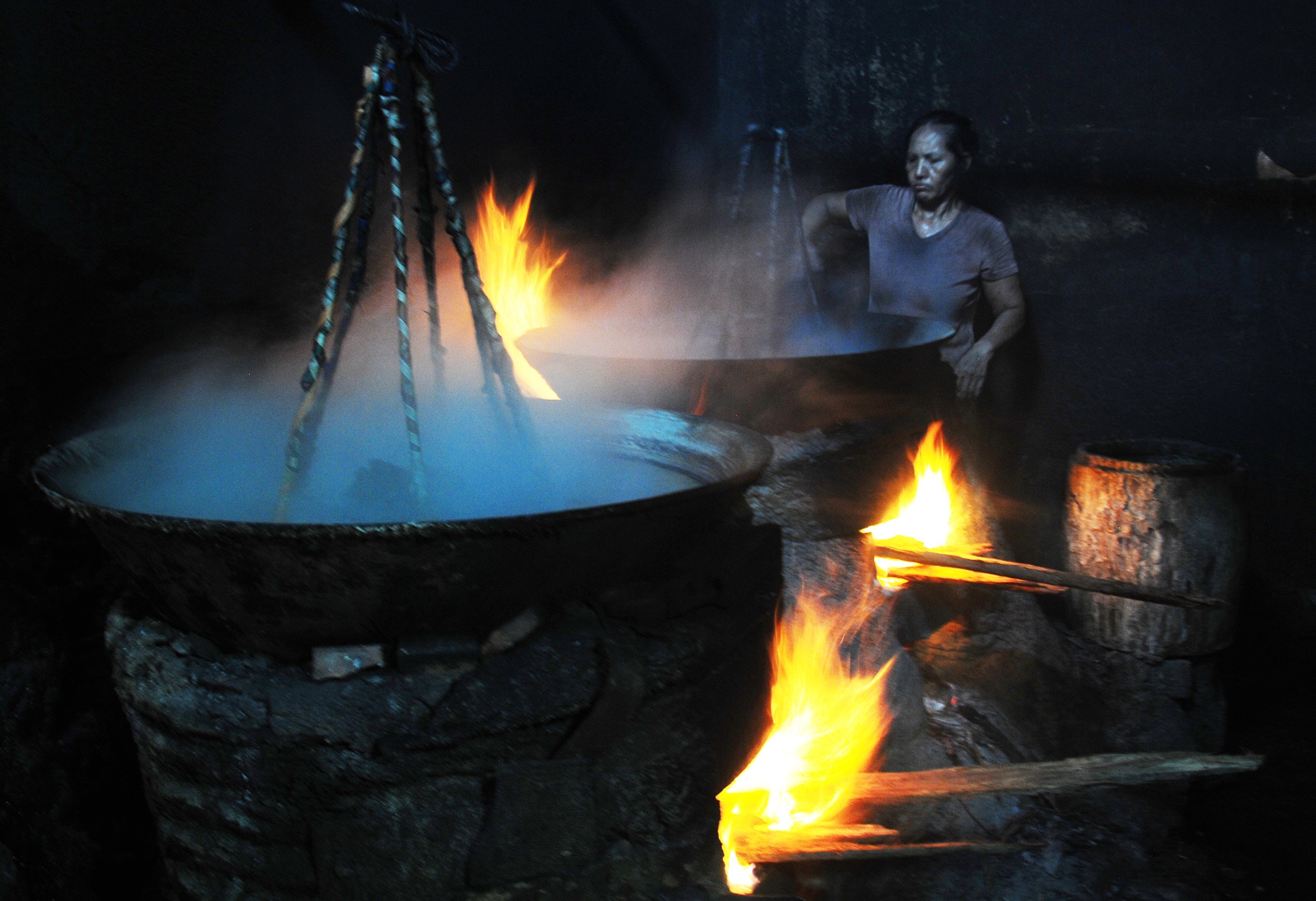 Nhoc nhan nghe hap ca ben chao lua 60 do C hinh anh