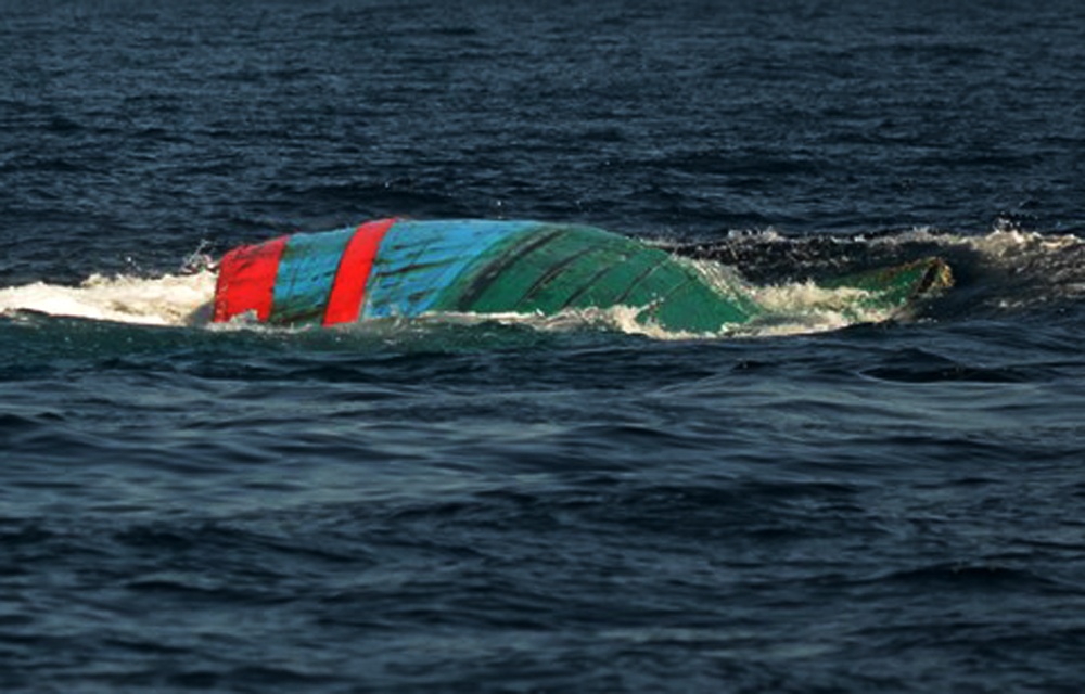 6 ngu dan Binh Dinh mat lien lac suot hai tuan hinh anh