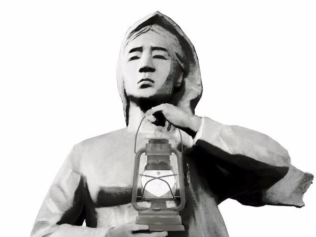 Tuong dai thep o khu tuong niem Nghia si Hoang Sa hinh anh