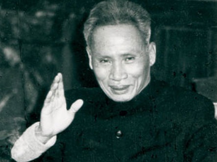 'Cha khong de lai gi cho toi ngoai kho tang sach' hinh anh