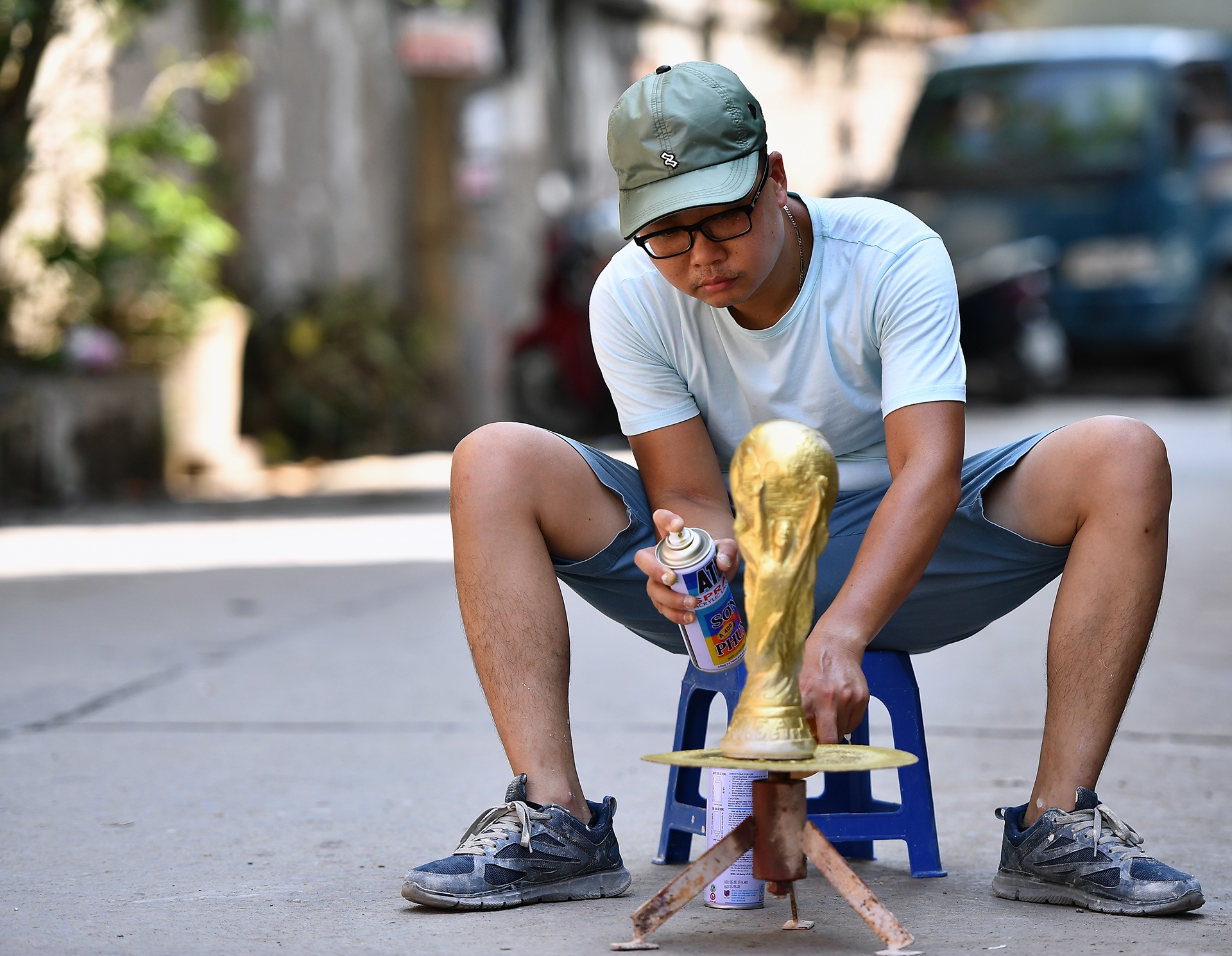 san xuat cup vang World Cup o Bat Trang anh 11