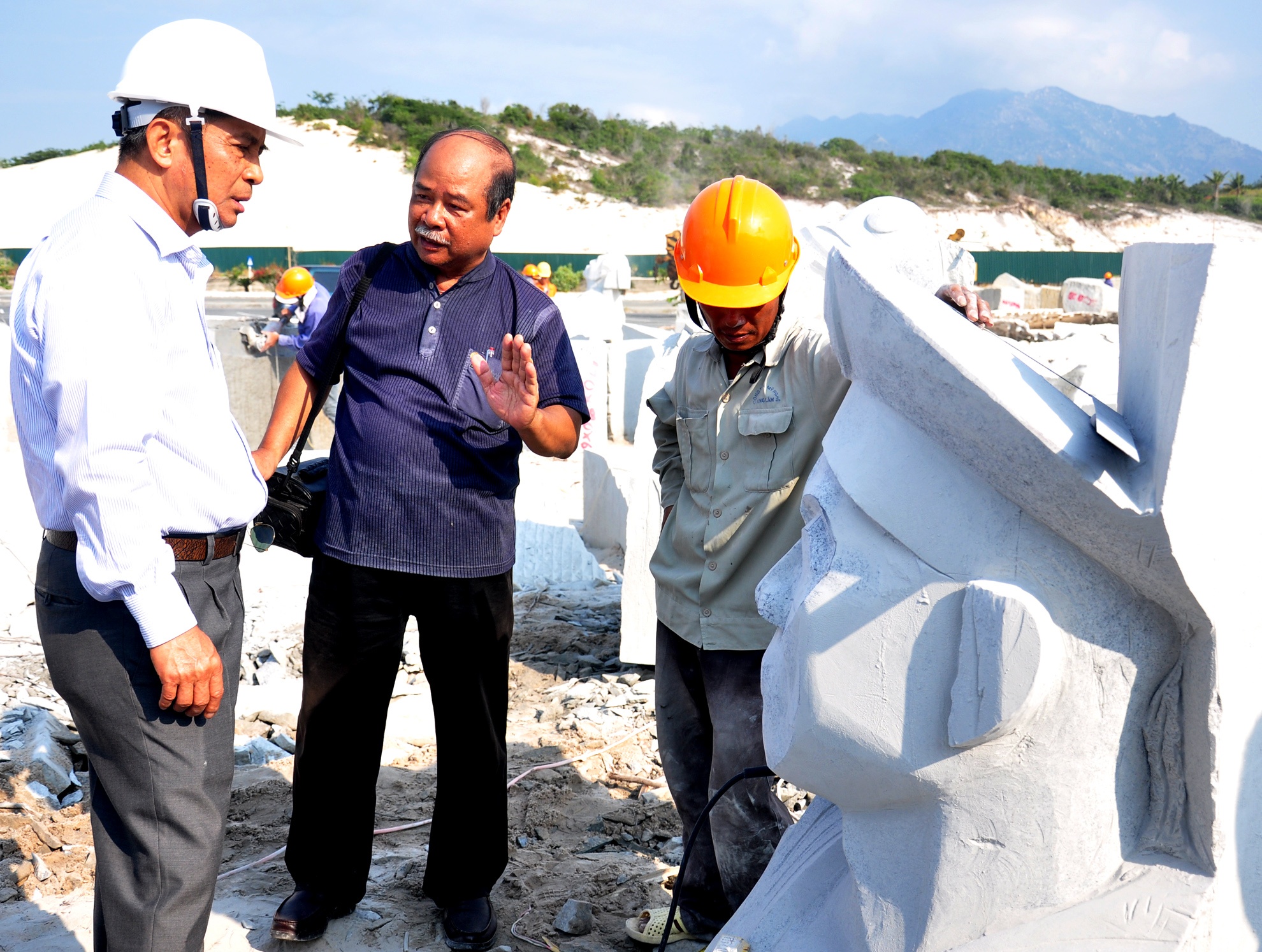 Hai chien Gac Ma 1988,  Hai chien Truong Sa 1988,  vong tron bat tu anh 10