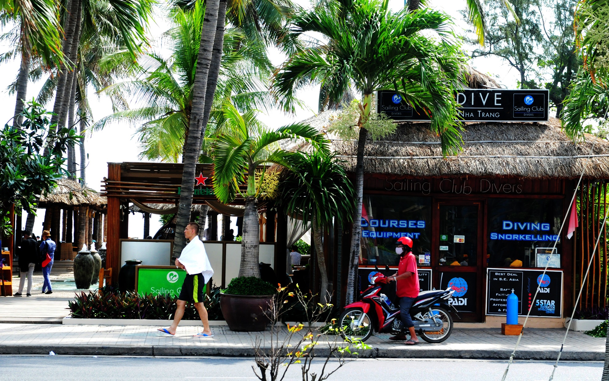 Cong trinh chan bien Nha Trang anh 7