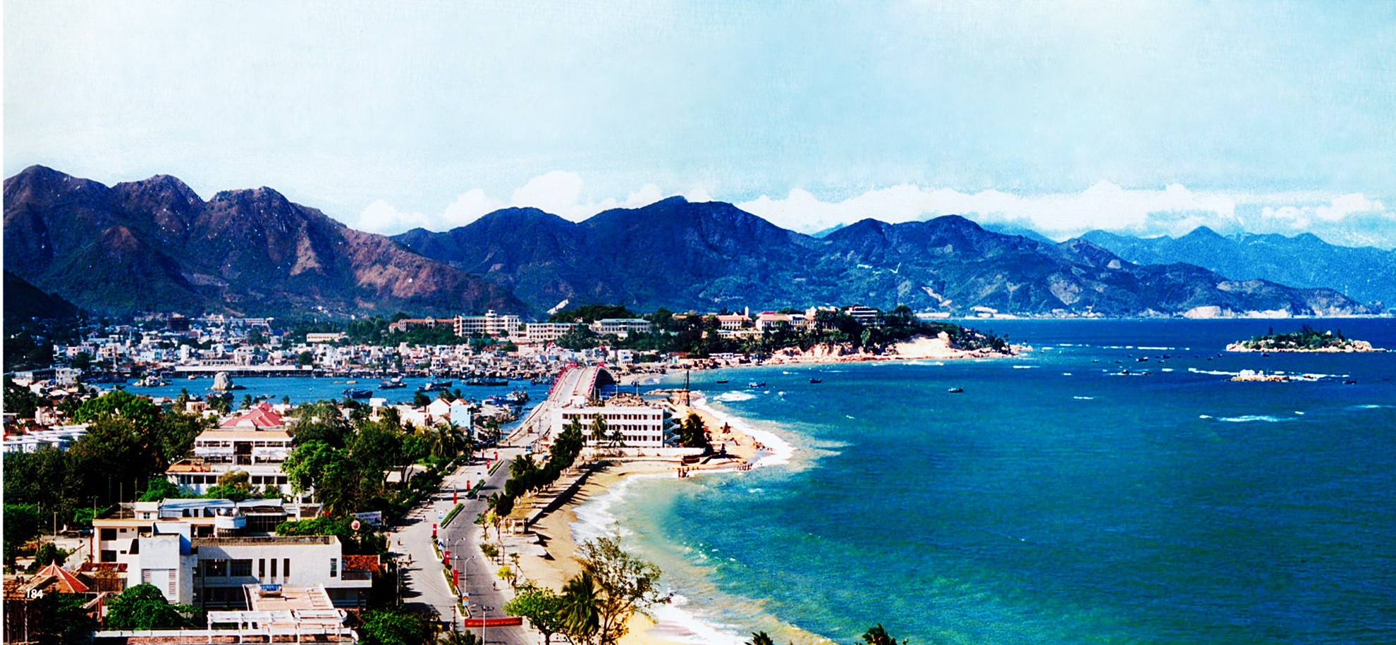 Bo bien Nha Trang 10 nam truoc anh 10