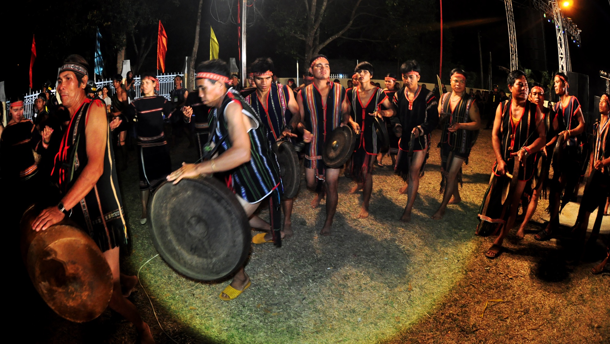 Le hoi Tay Nguyen anh 5