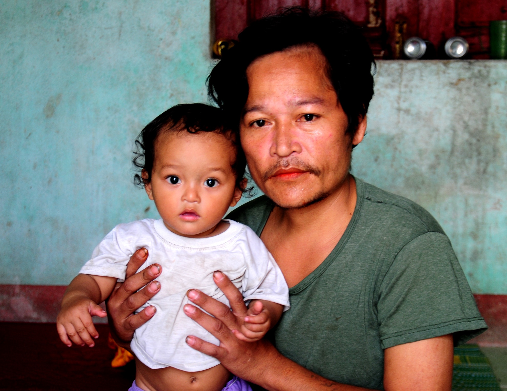 Bi kich o lang ty phu tai dinh cu thuy dien hinh anh