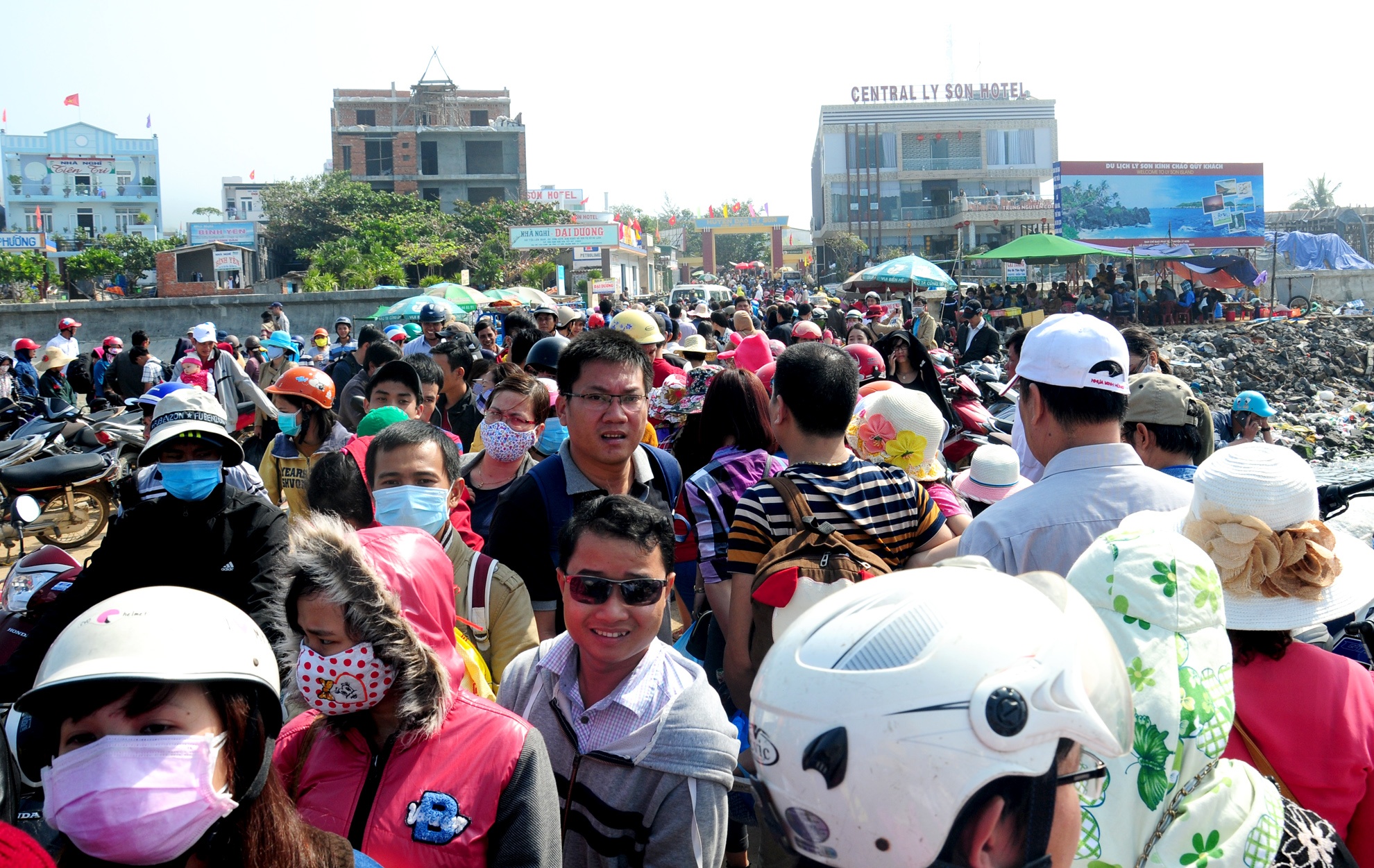 Rot tien ty dau tu nha nghi, khach san o dao Ly Son hinh anh