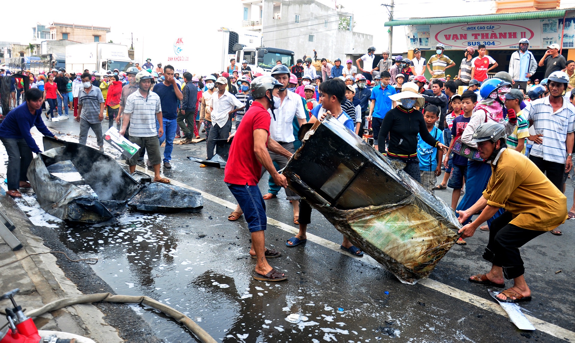 Hoa hoan,  chay cua hang dien tu,  thieu rui,  Quang Ngai anh 5