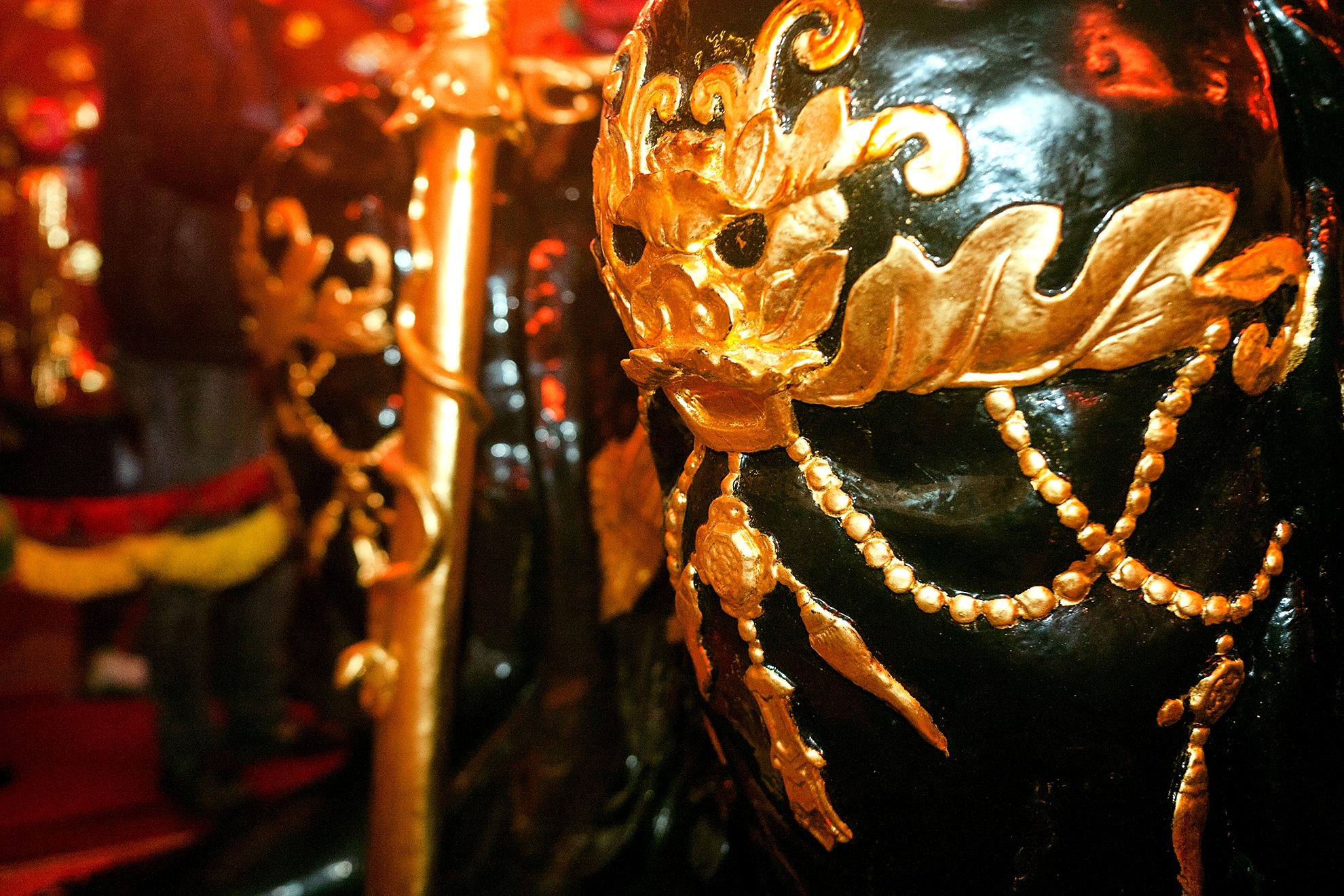 Tuong dong,  Huyen Thien Tran Vu,  Thach ban , anh 8