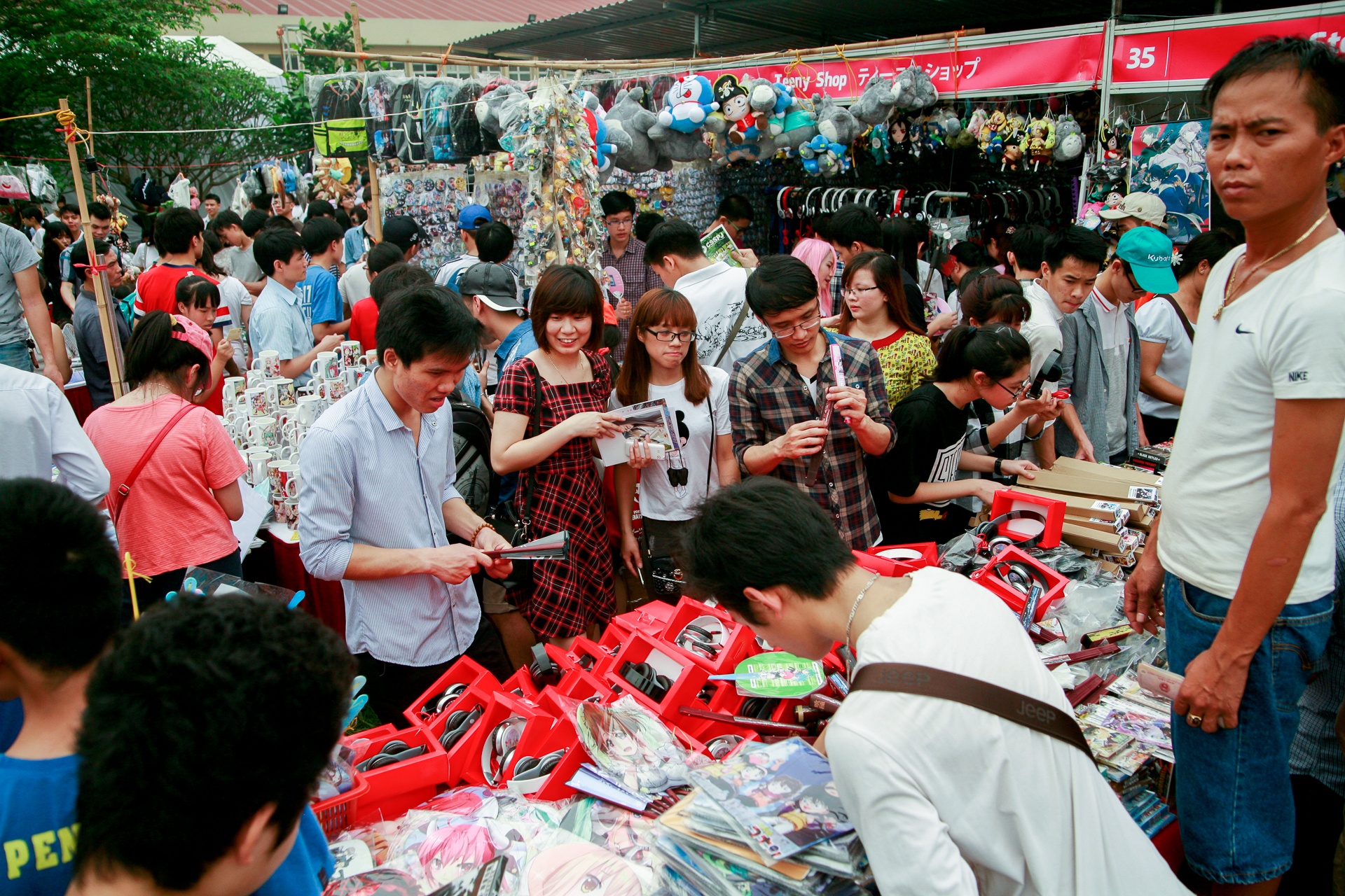 Le hoi hoa anh dao 2016 anh 8
