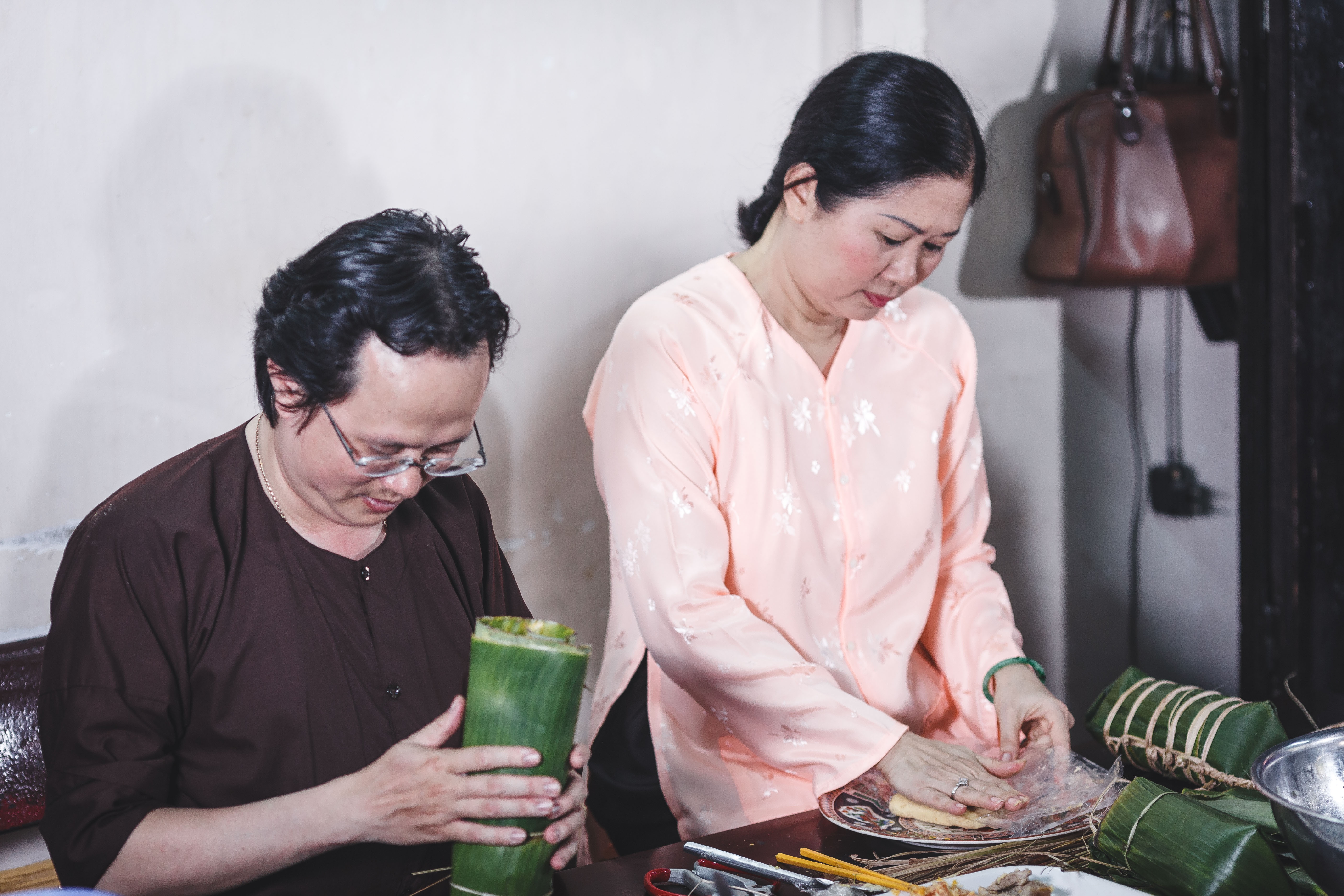 sum hop goi banh tet anh 2