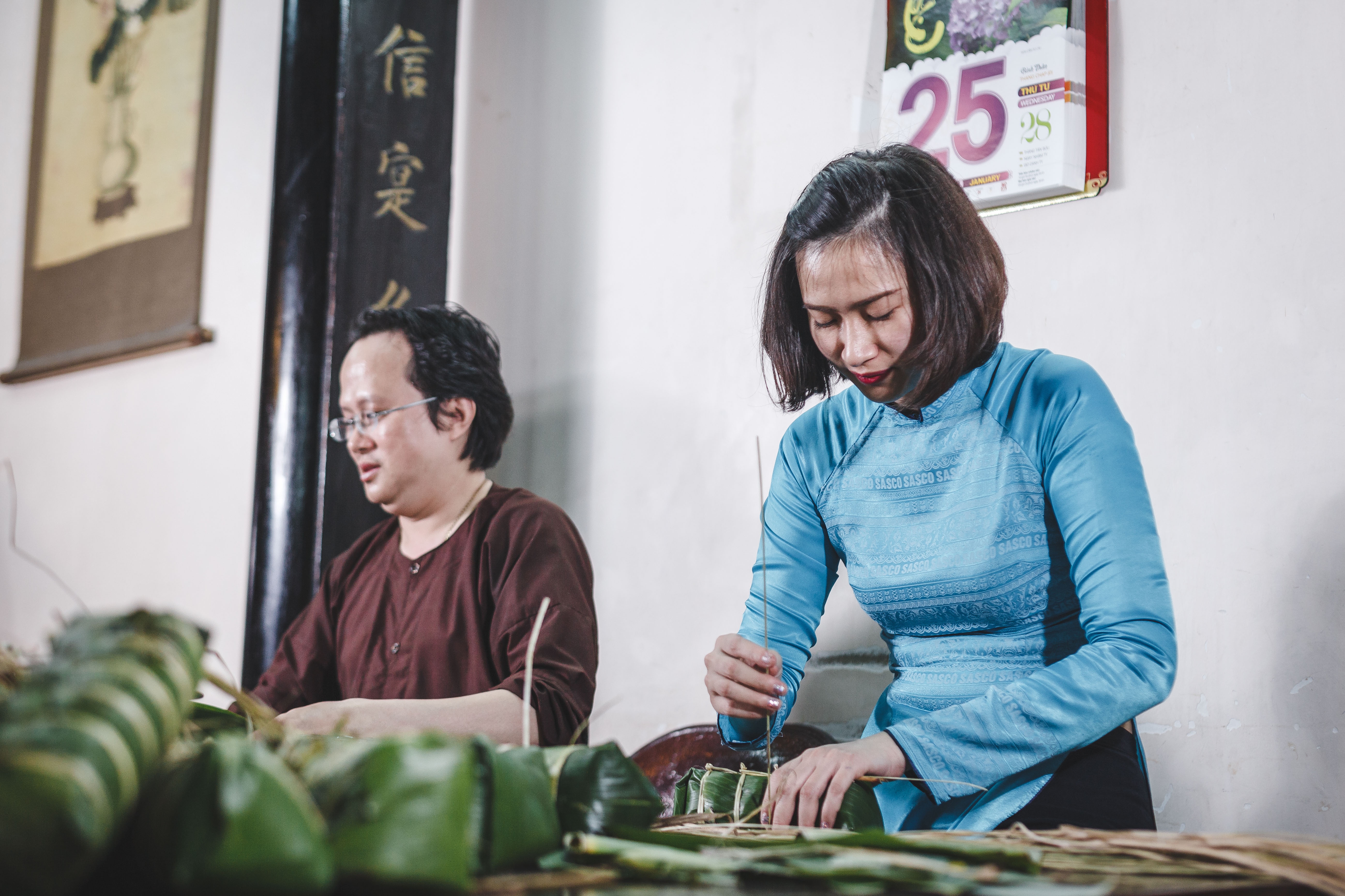 sum hop goi banh tet anh 9