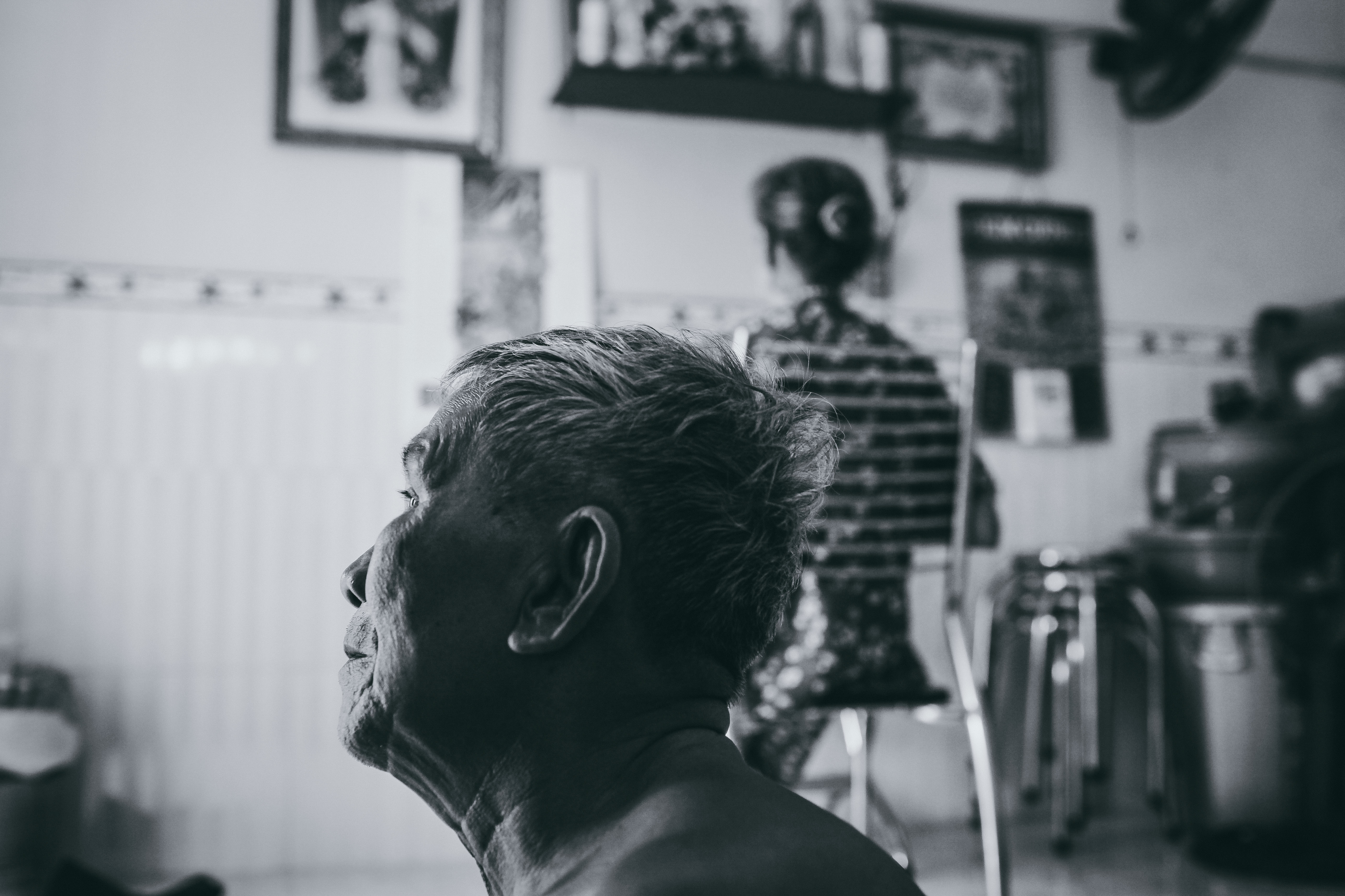 Tinh yeu cua ba lao mu ong cut chan o Sai Gon anh 2