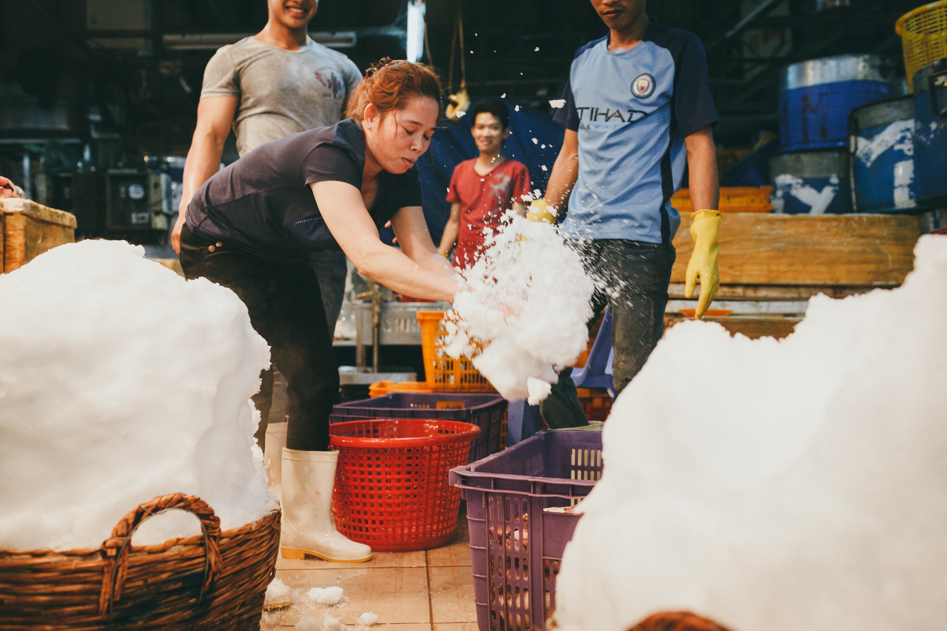 cho dau moi binh dien,  cho dem sai gon anh 12