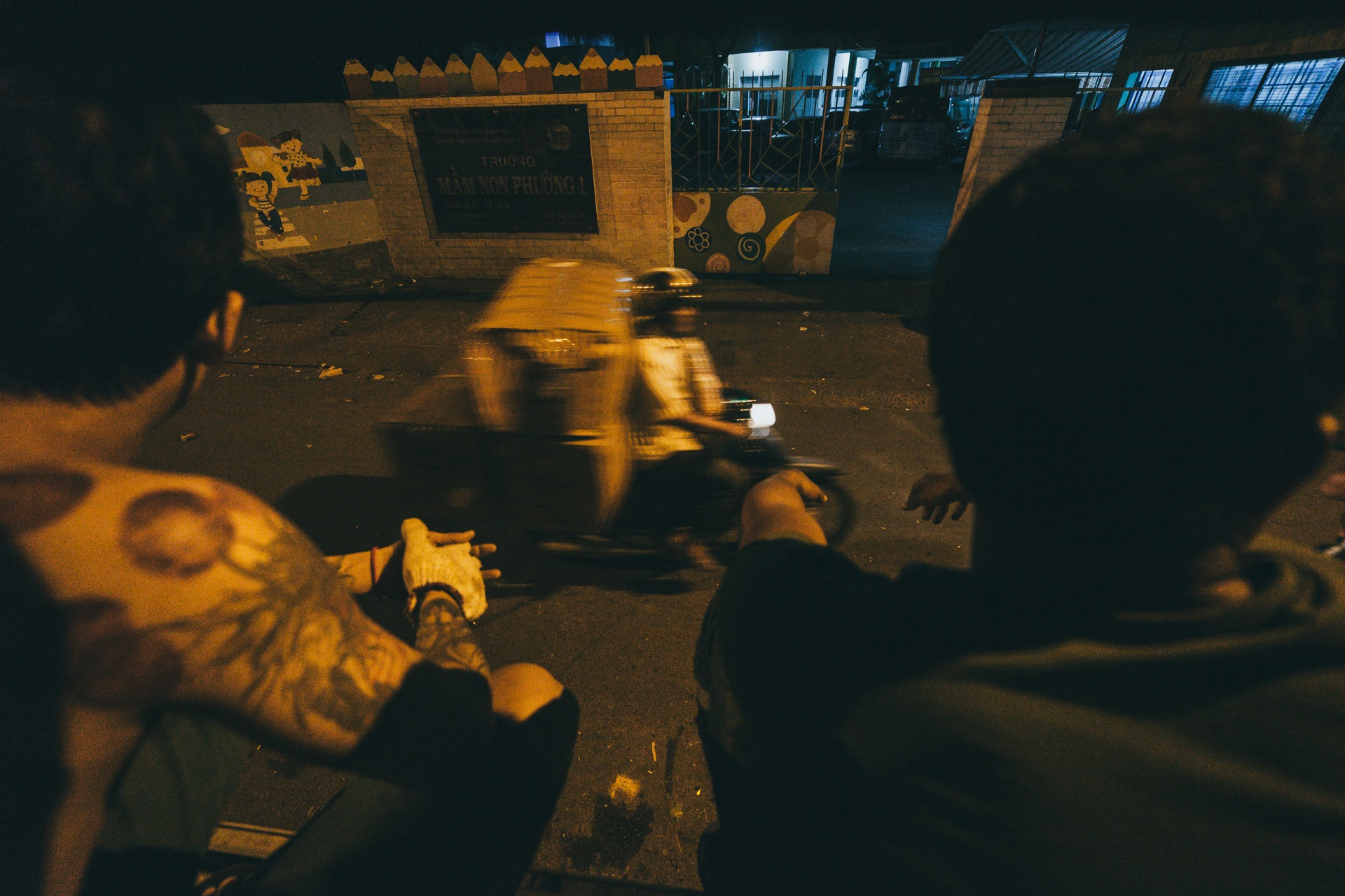 vua hoa nhon nhip suot dem ngay giua trung tam Sai Gon anh 2