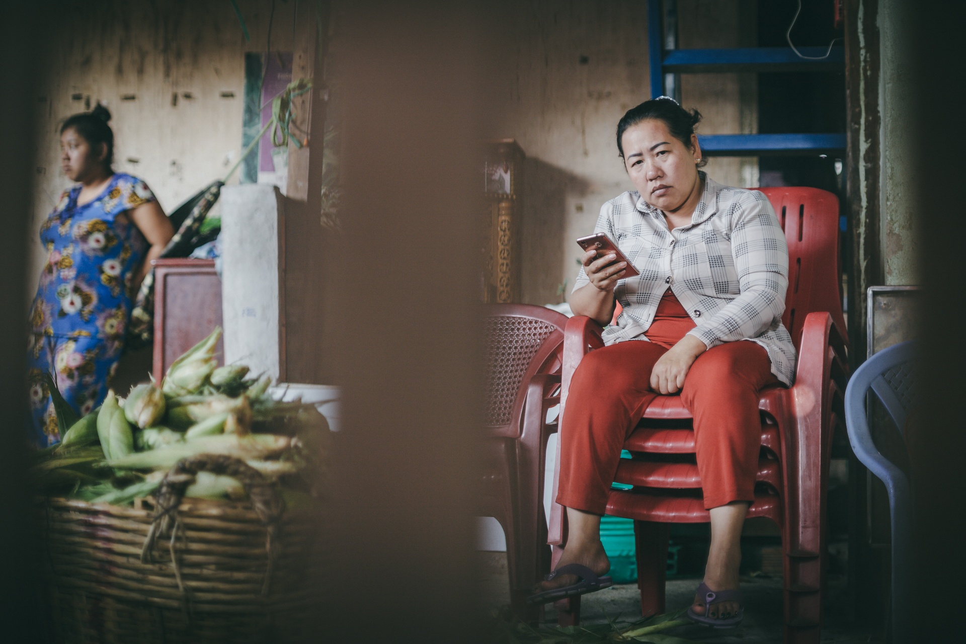 ben trong khu cho bap lon nhat sai gon anh 9