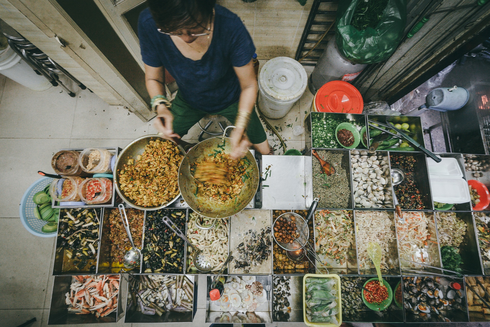 cho dac san mien trung doc dao giua sai gon anh 17