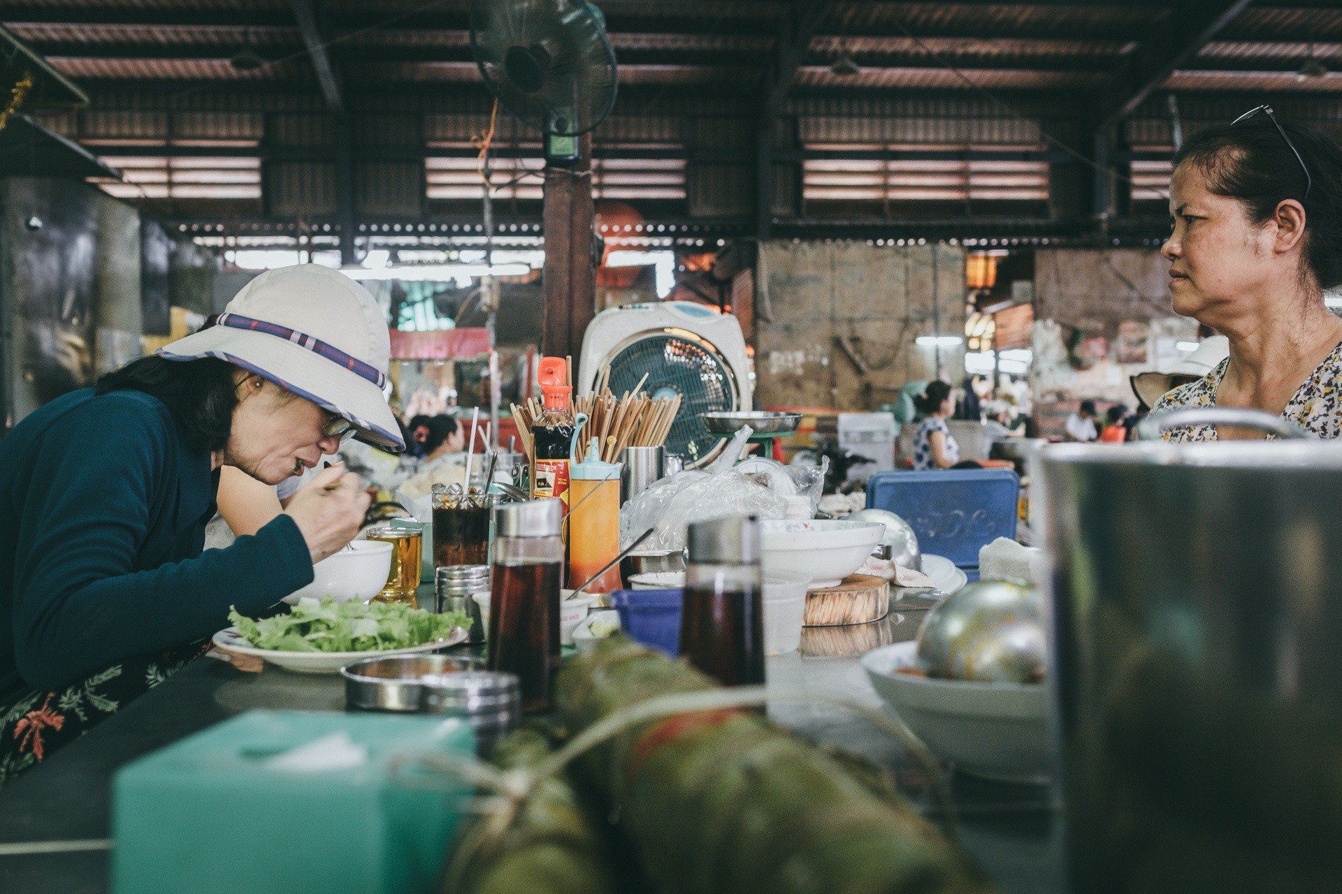 cho dac san mien trung doc dao giua sai gon anh 20