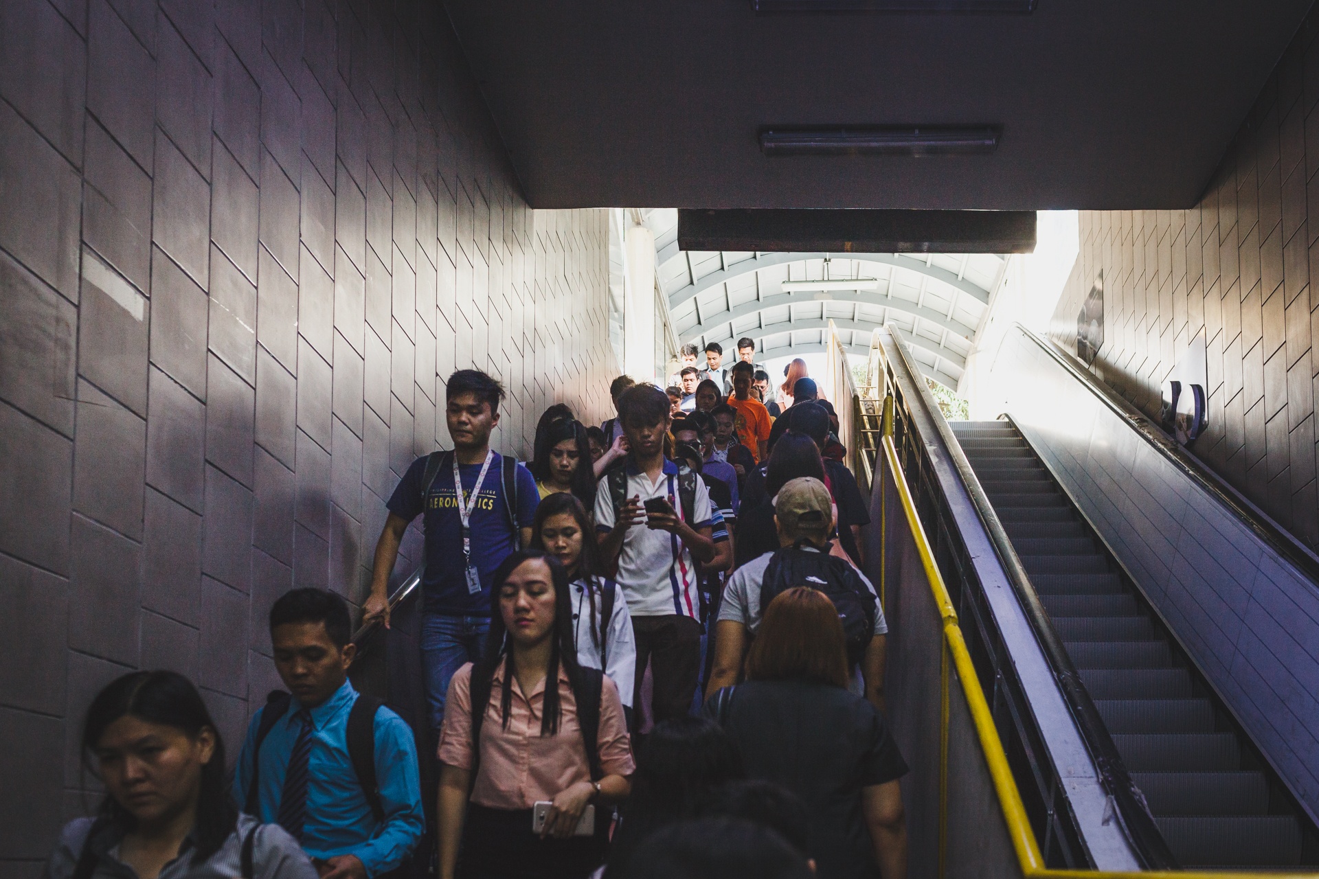 phan hoa giau ngheo o manila anh 16