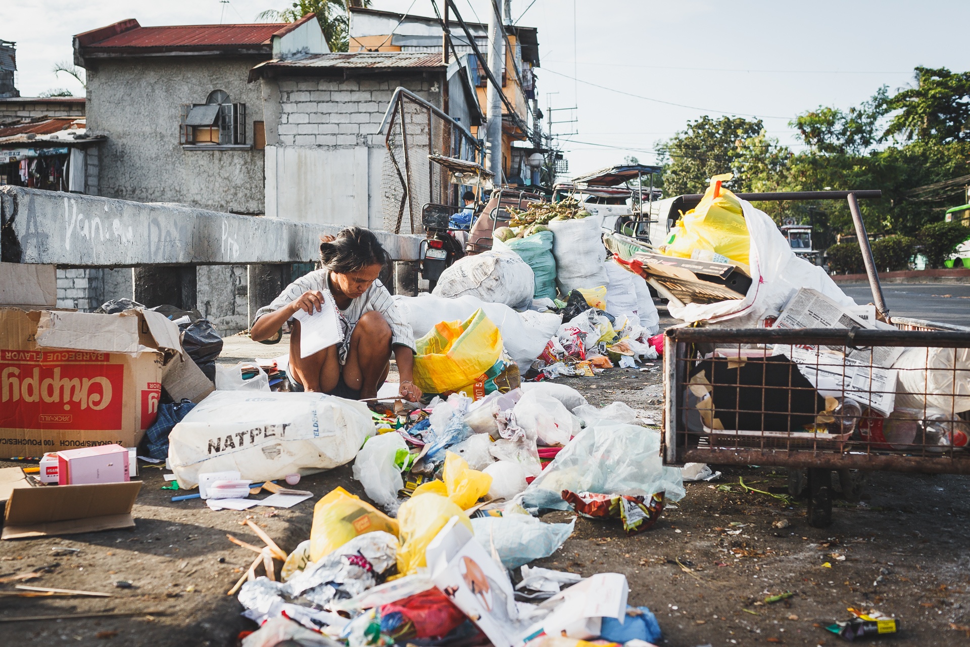 phan hoa giau ngheo o manila anh 2
