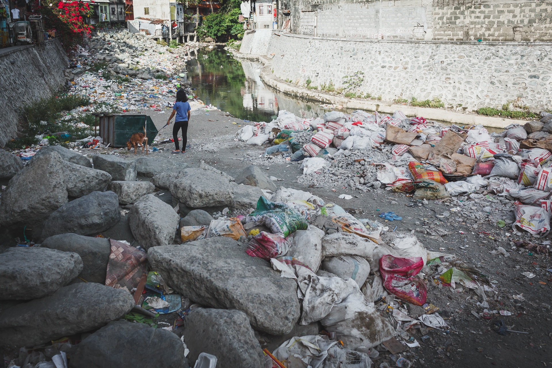 phan hoa giau ngheo o manila anh 7