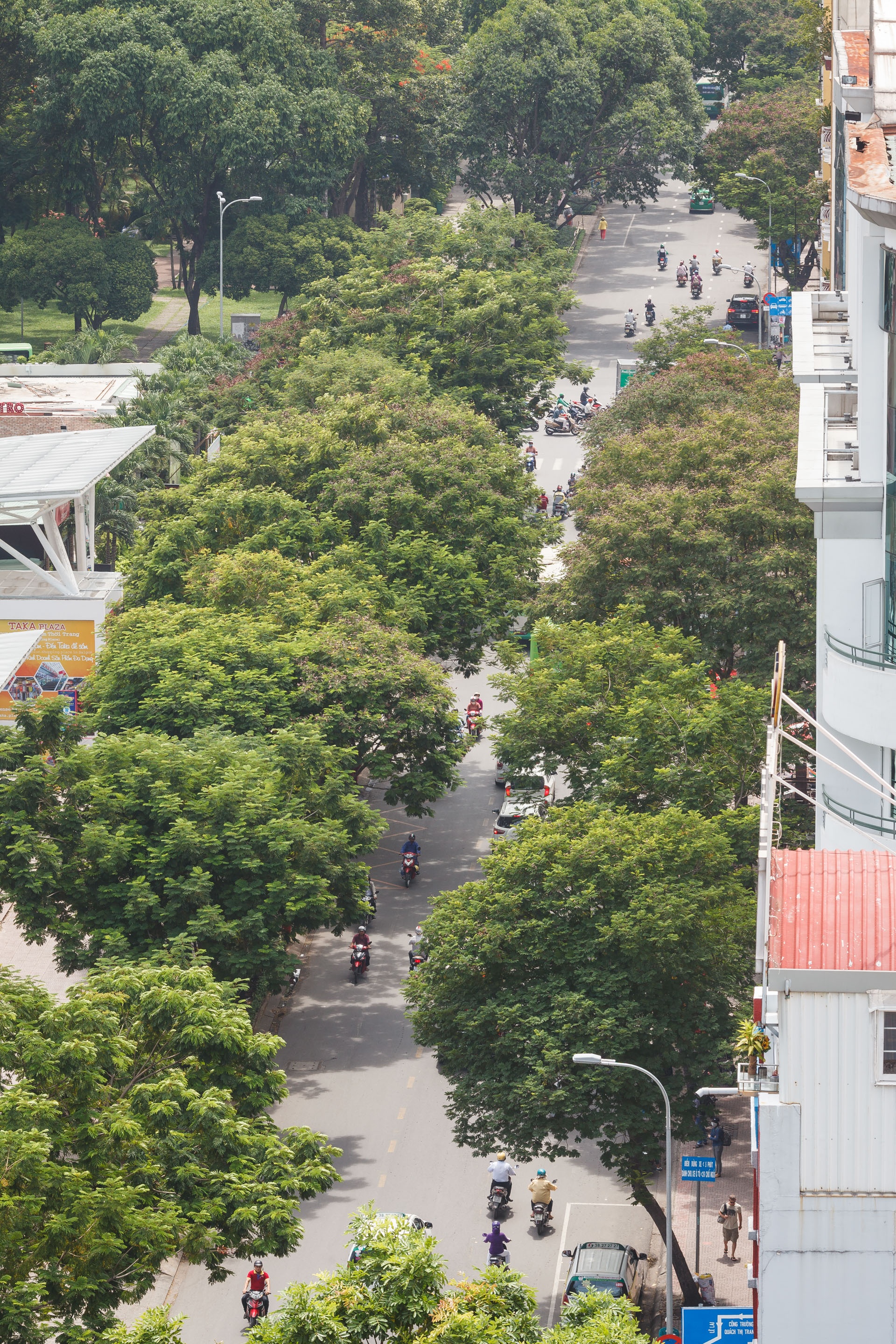 doc dao khu cho duoi long dat o trung tam sai gon anh 2