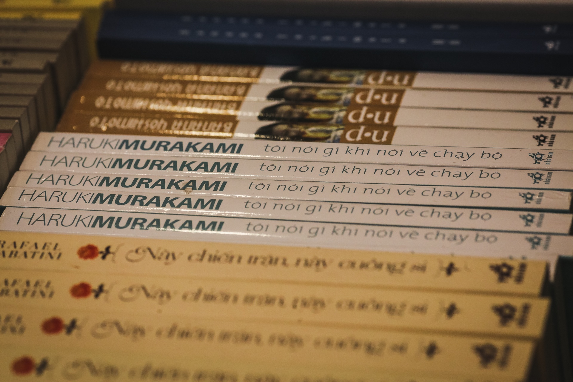 quan ca phe sach thu hut gioi tre sai gon anh 7