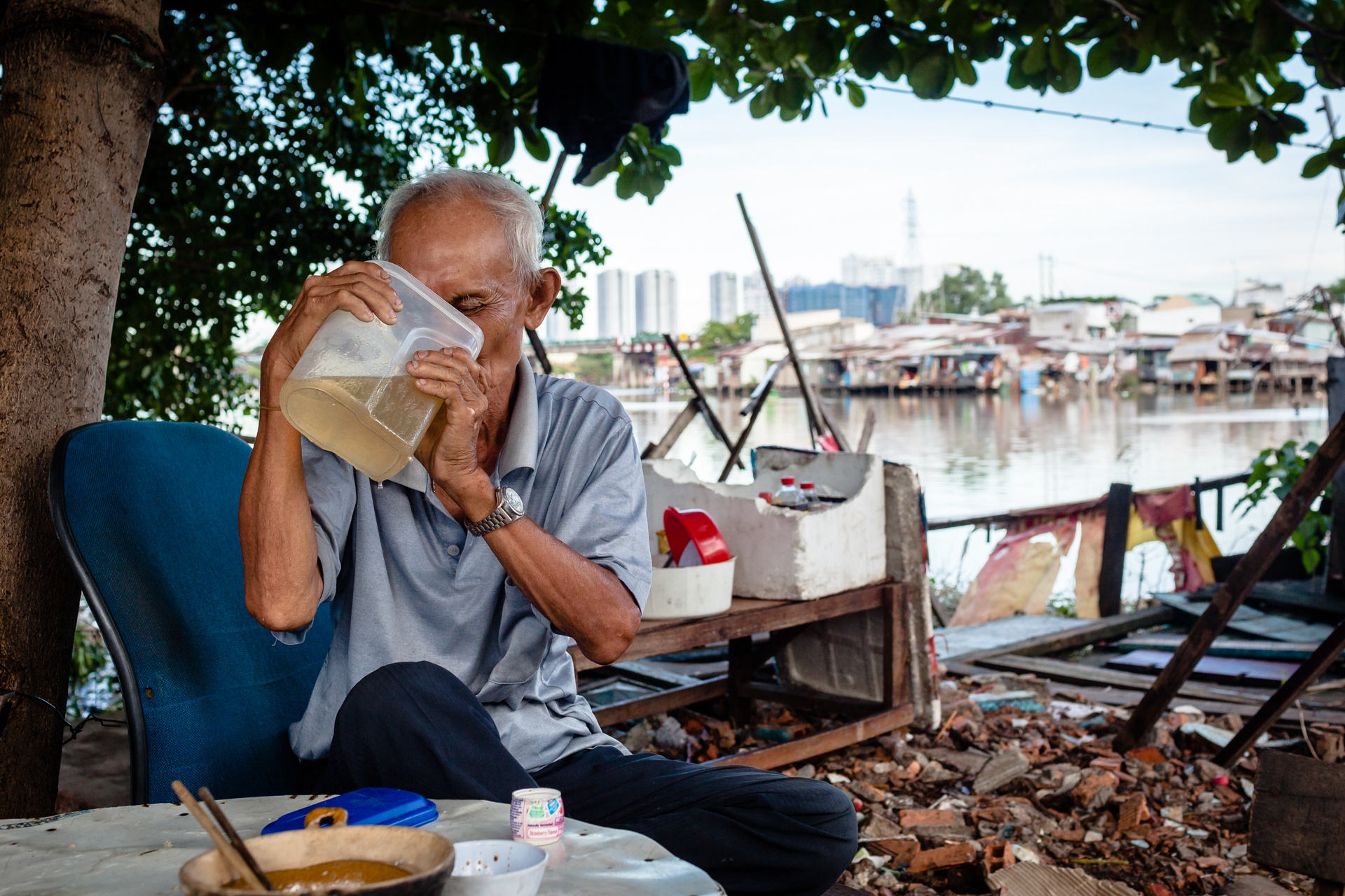 cuoc song trong khu o chuot sap bi giai toa o quan 4 anh 17