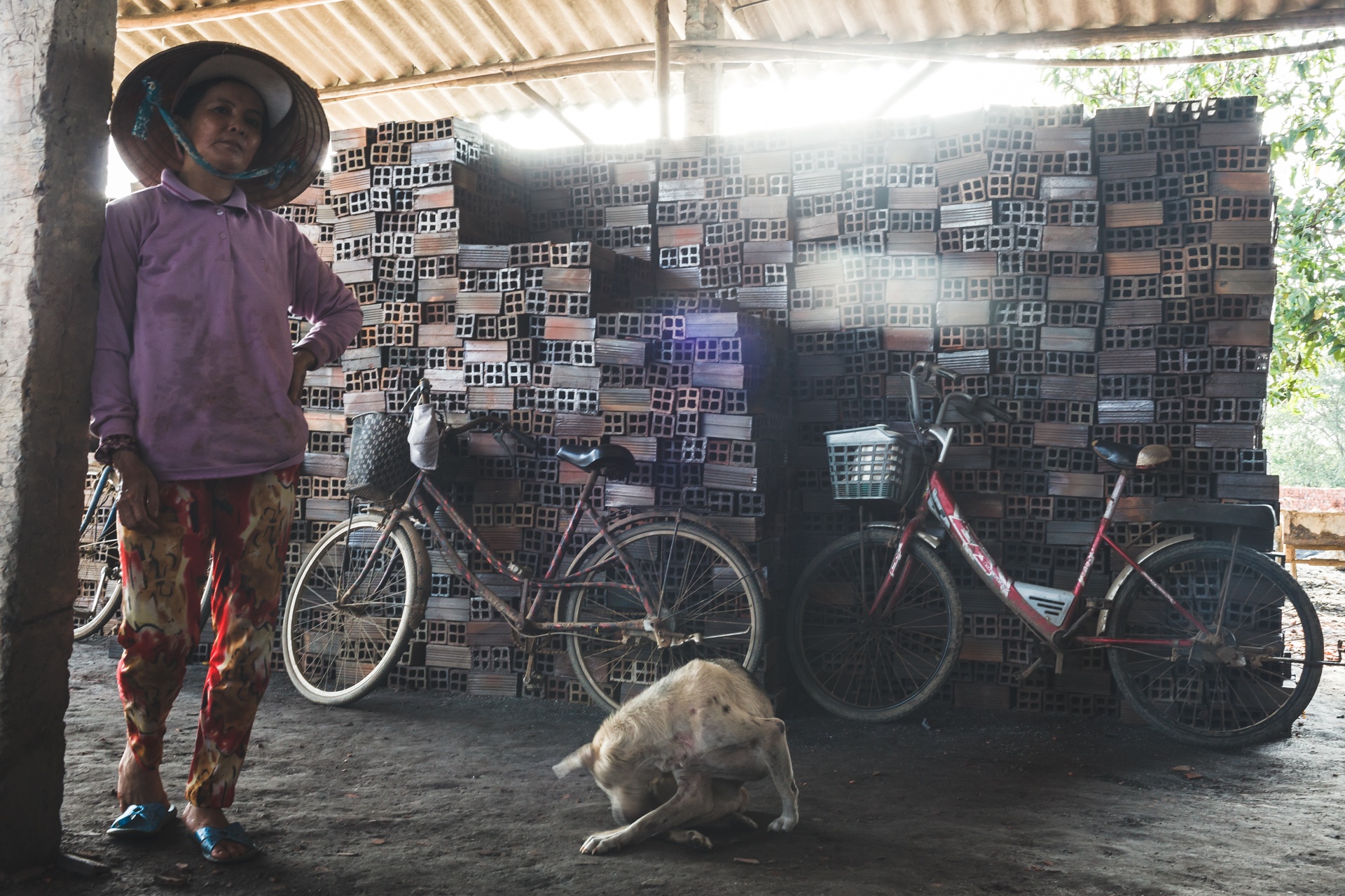 gian nan nghe lam gach nung thu cong anh 2