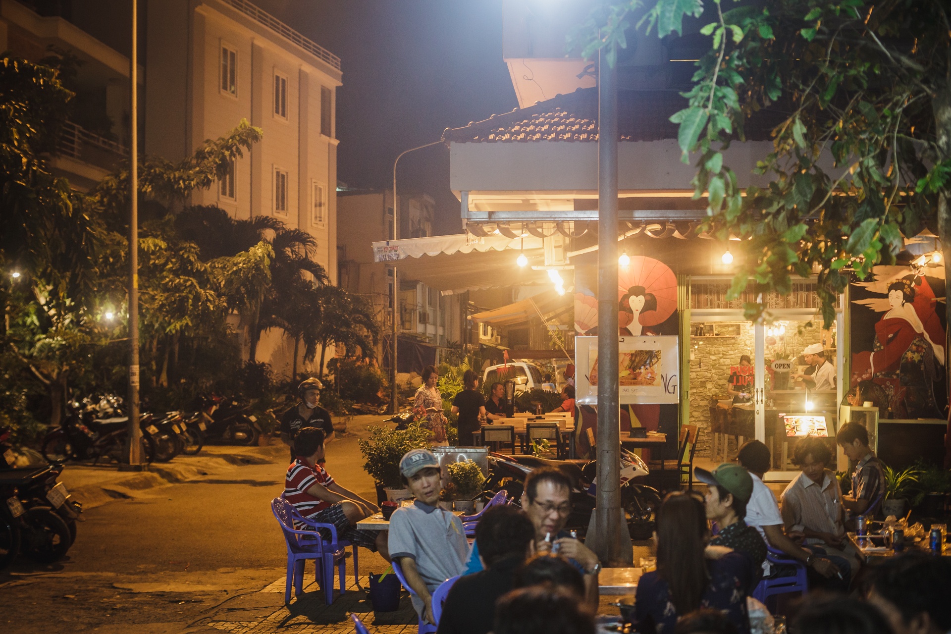 khu pho nhat ban giua long sai gon anh 2