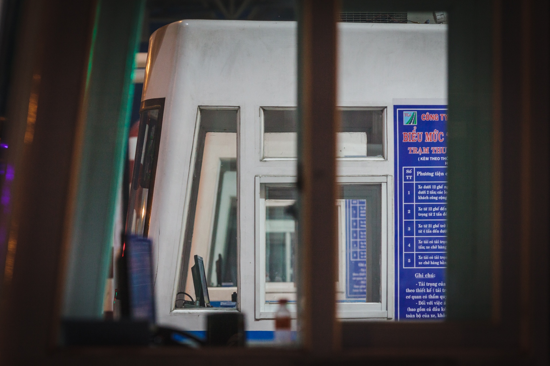 tram bot cai lay vang tanh ngay xa cua tu do anh 5