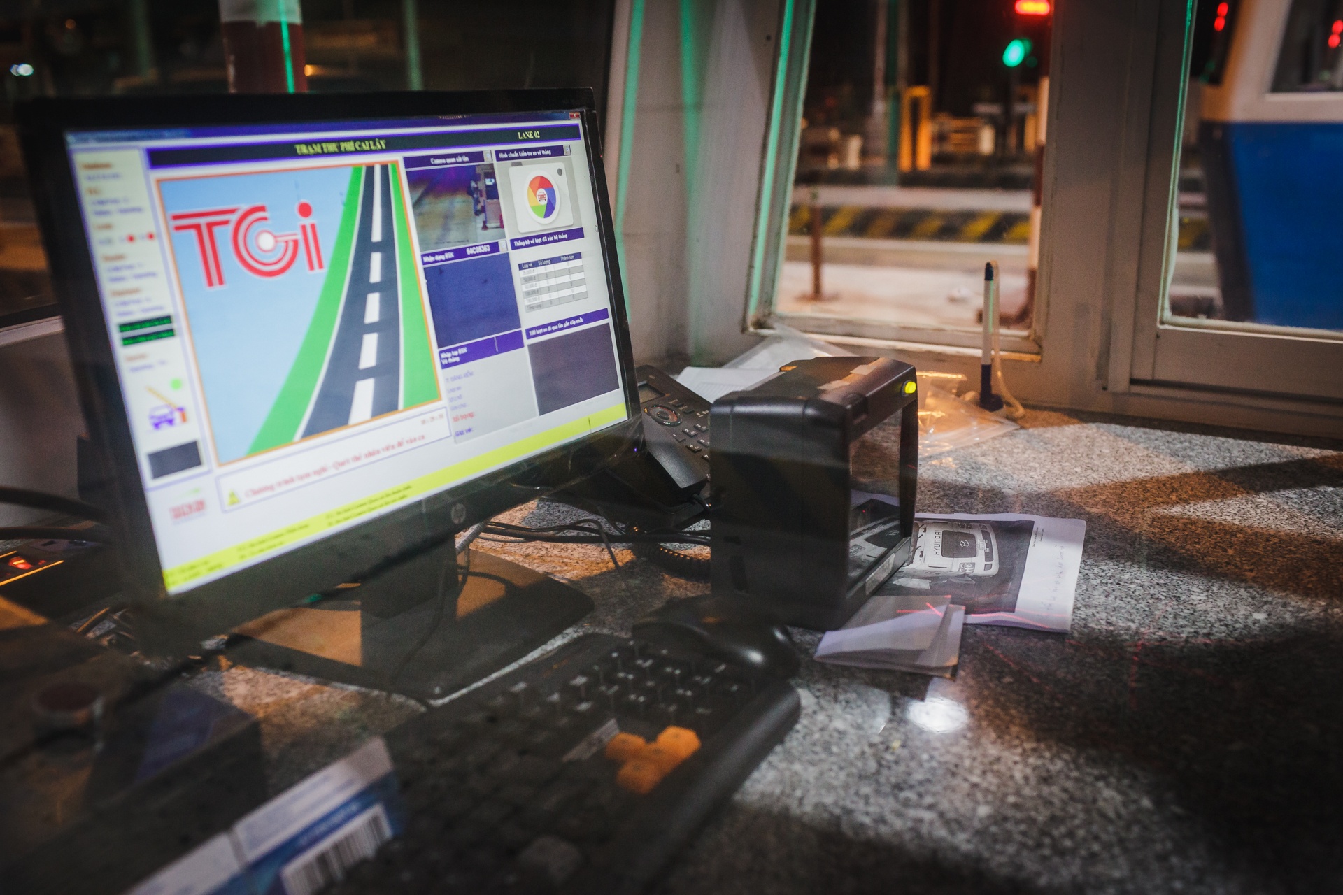 tram bot cai lay vang tanh ngay xa cua tu do anh 6