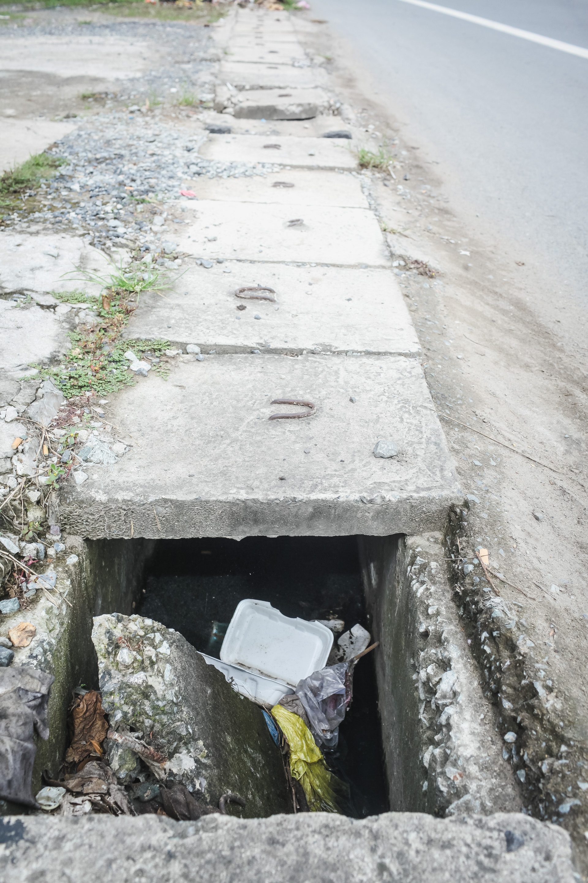 o ga tren duong quoc lo duoc BOT nang cap anh 4