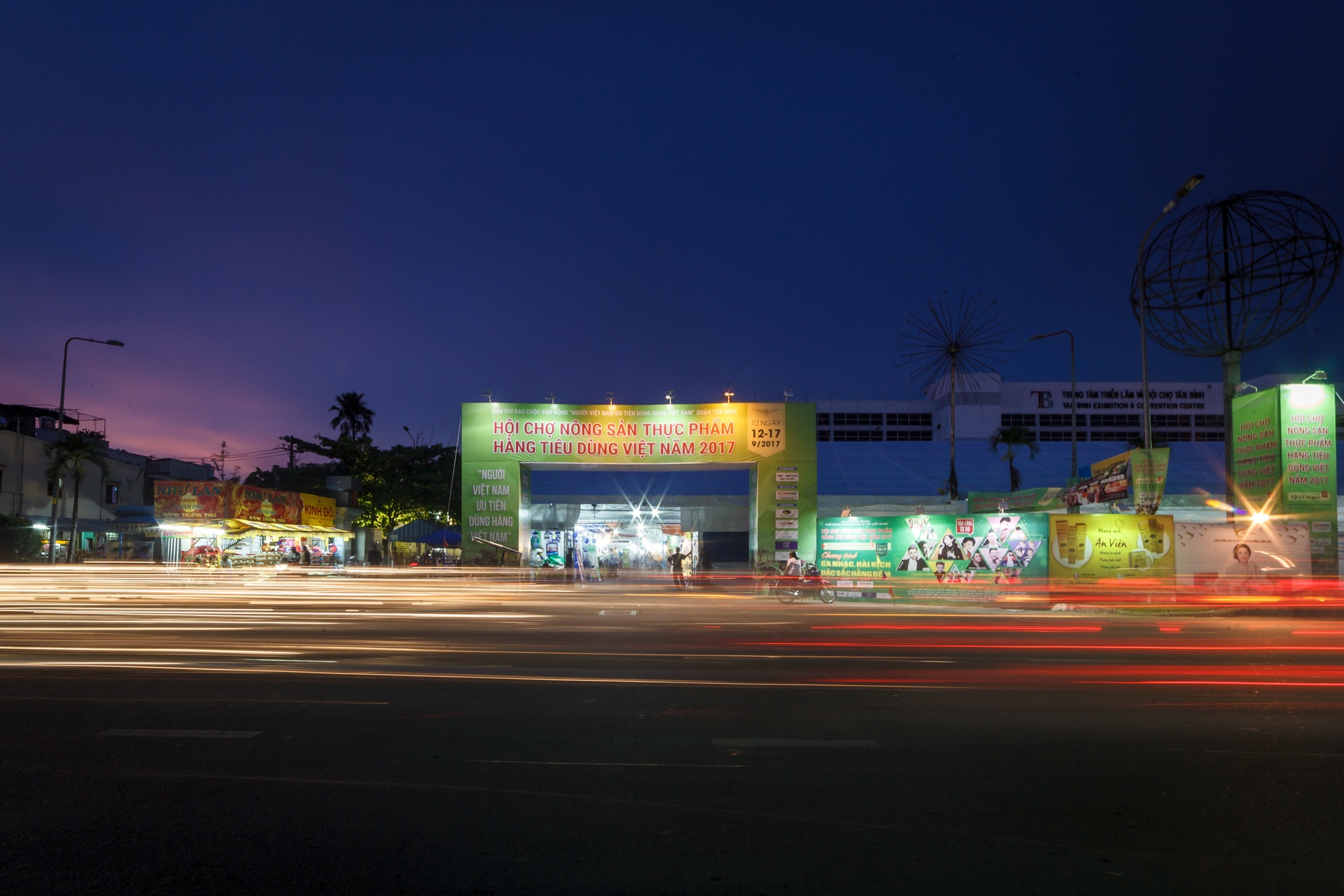 hoi cho nong san thuc pham sach tp.hcm anh 1