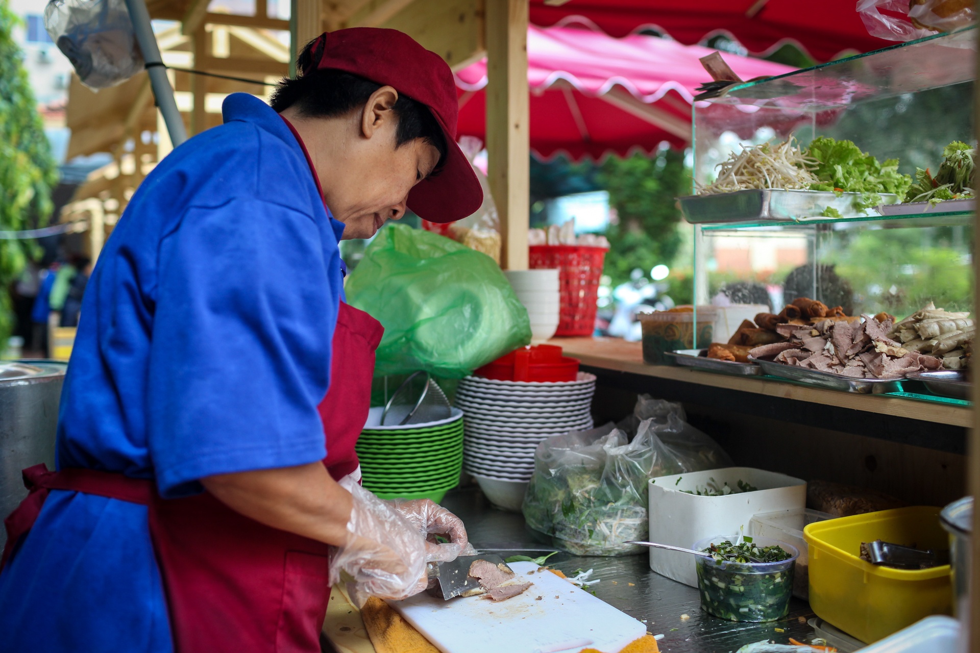 Khong gian dep o pho hang rong thu 2 cua Sai Gon hinh anh