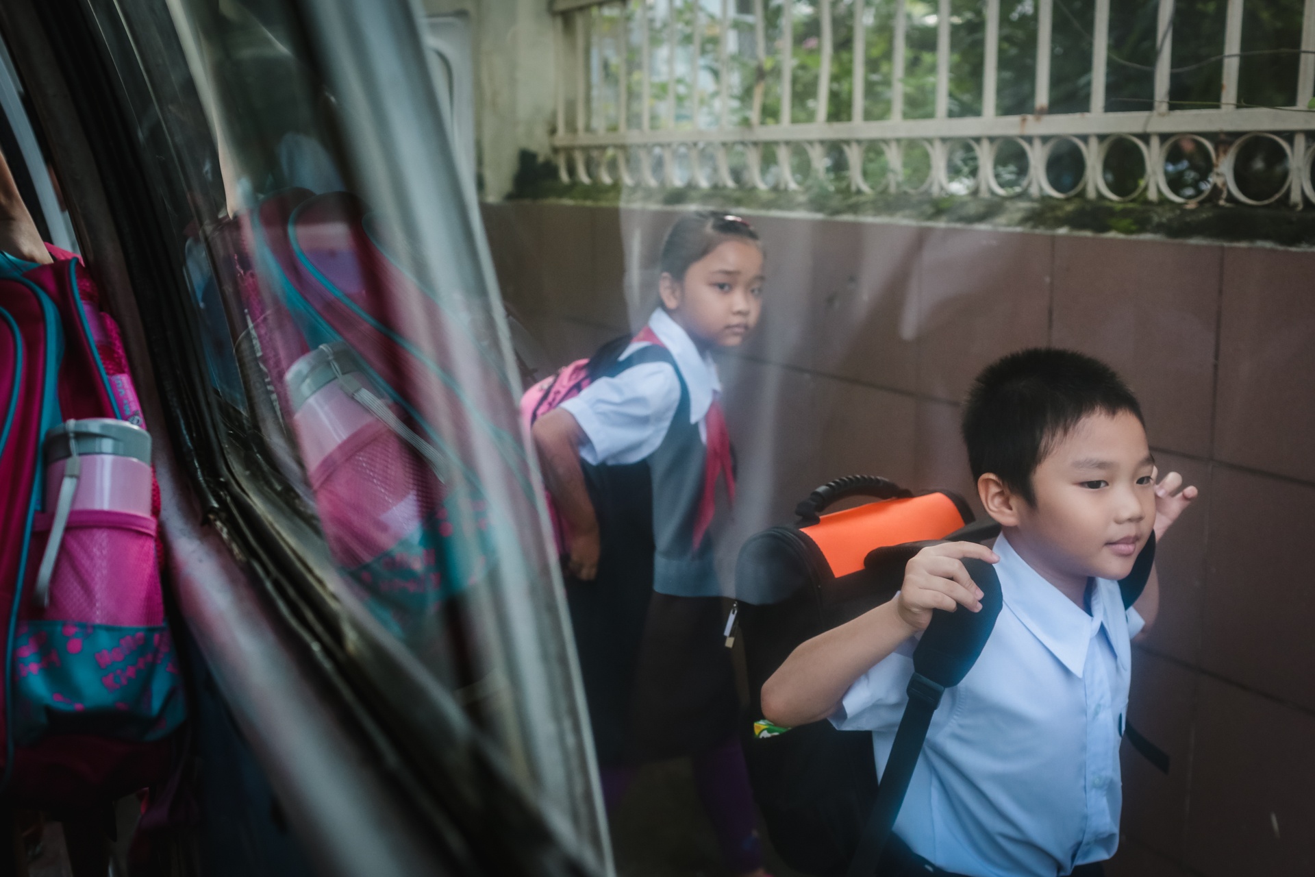 những chuyến xe chuyên chở tuổi thơ của ông giáo già ảnh 10 nhung chuyen xe chuyen cho tuoi tho cua ong giao gia anh 10